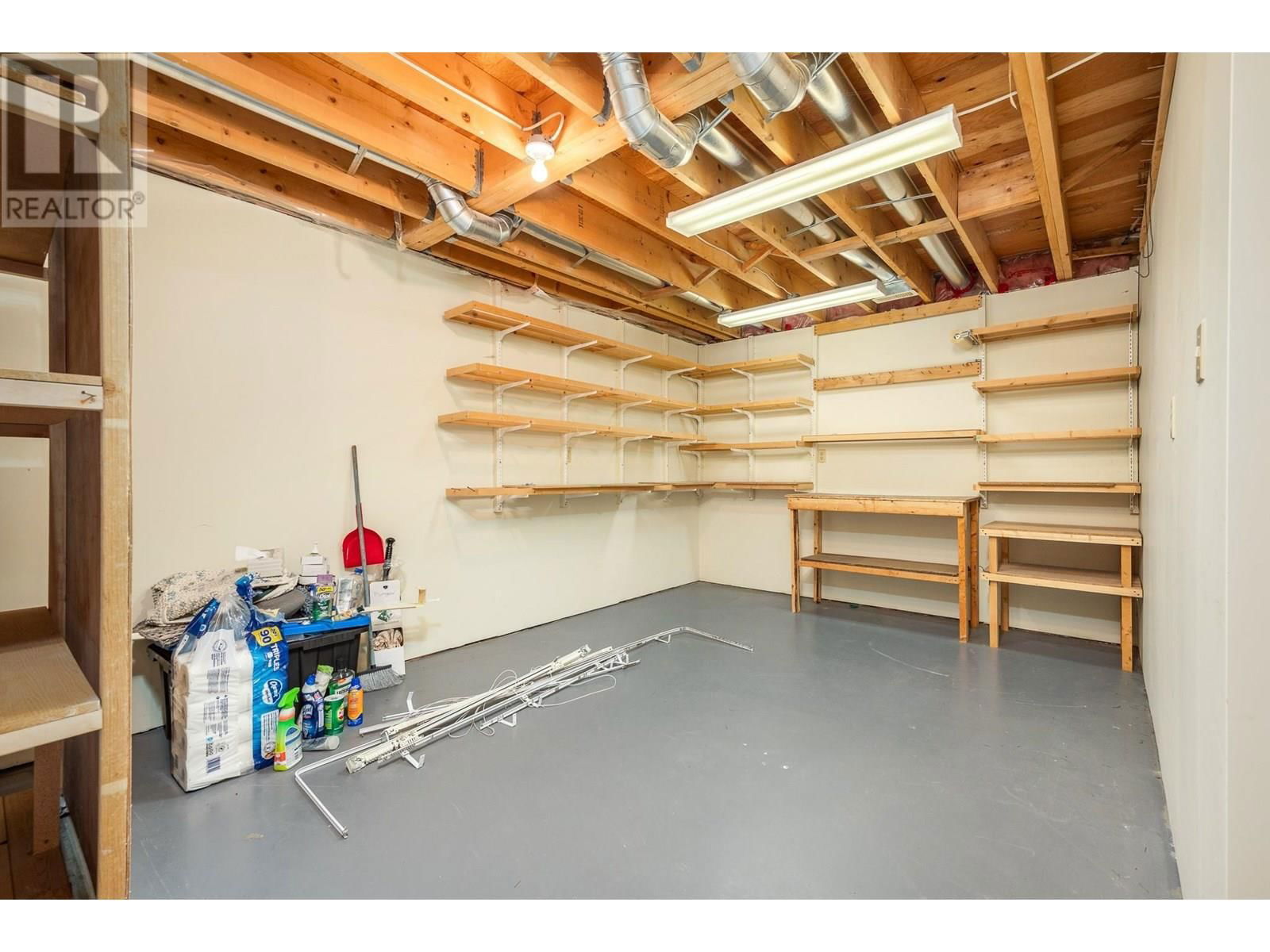 5205 21 STREET Image 27