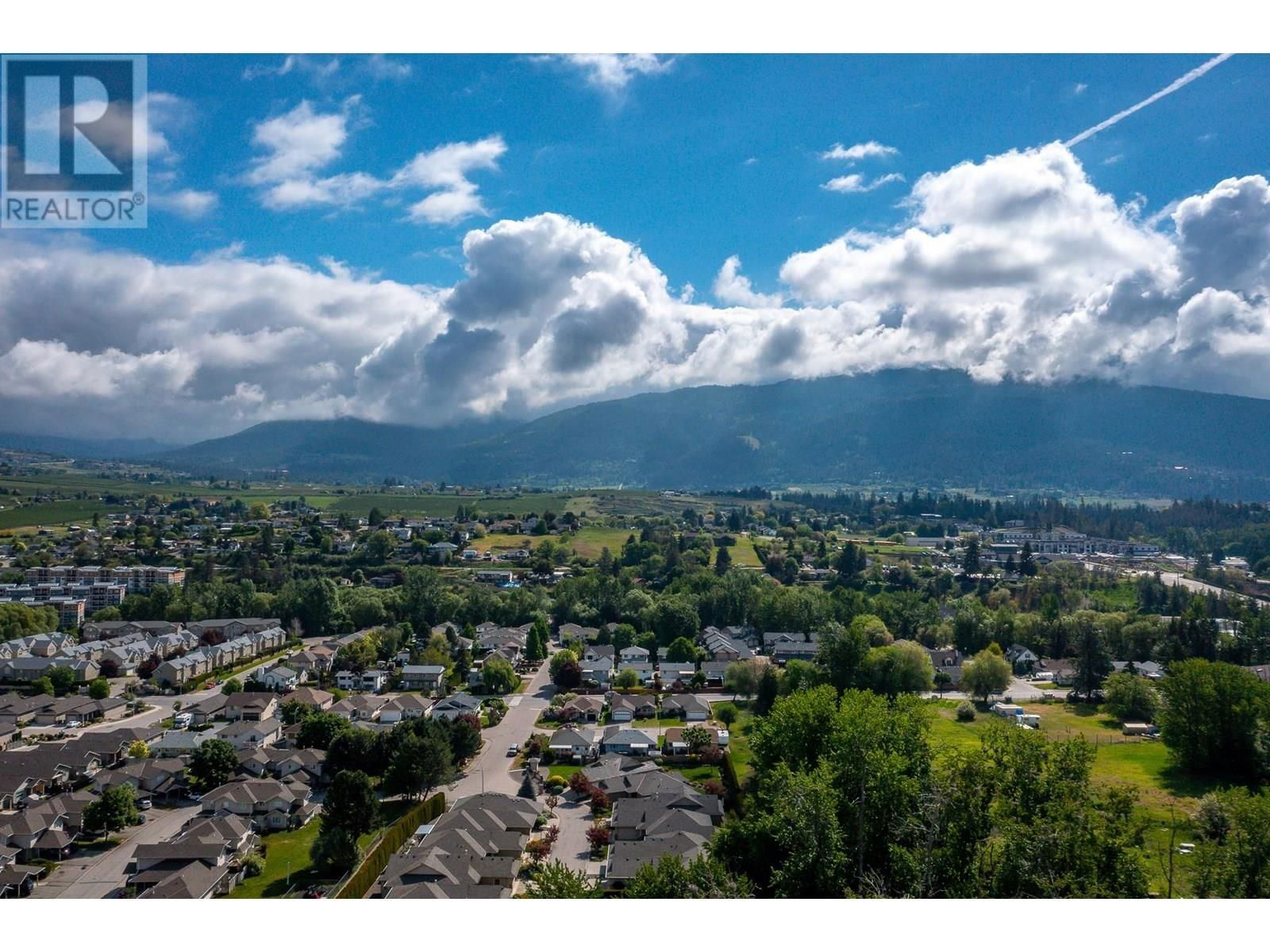 5205 21 STREET Image 39