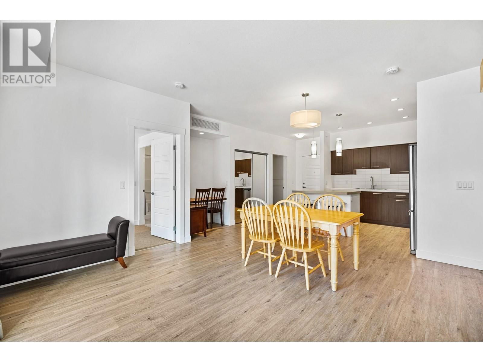 308 - 985 ACADEMY WAY Image 4