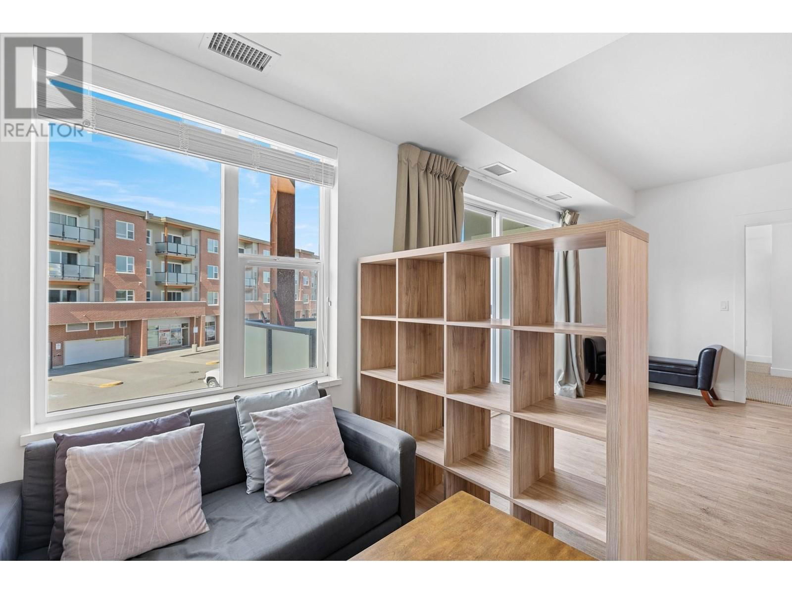 308 - 985 ACADEMY WAY Image 6