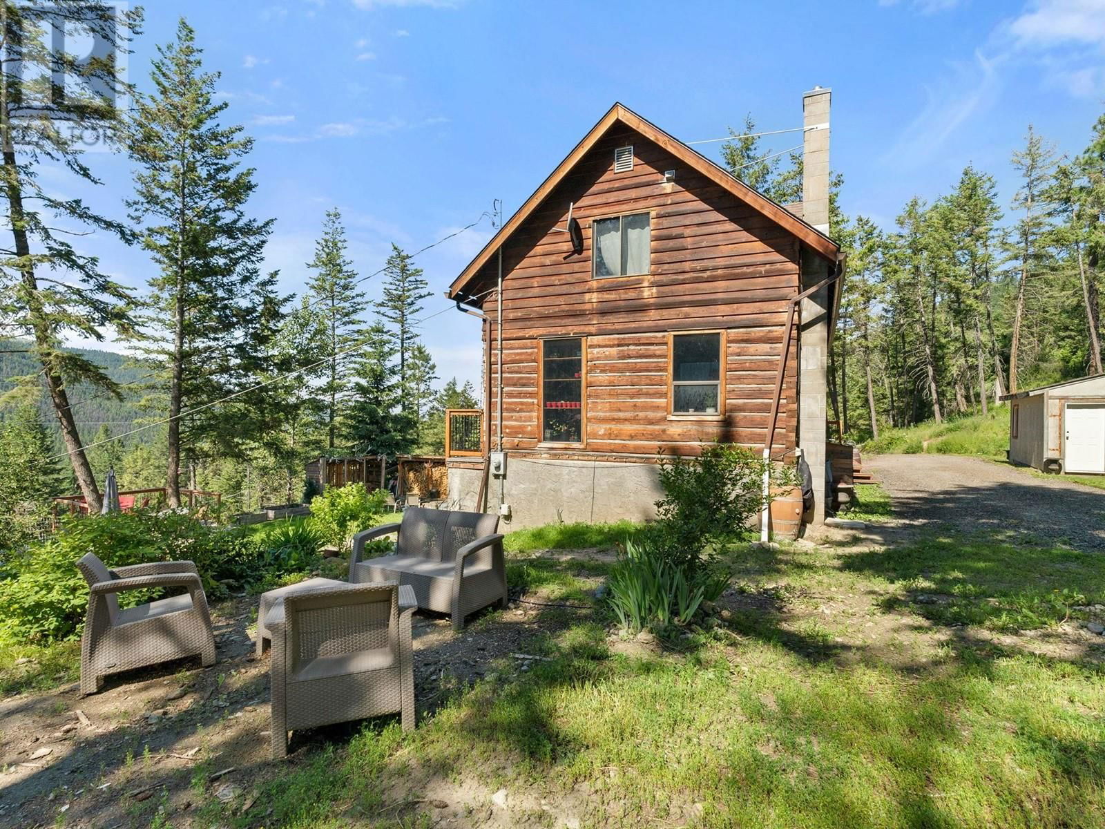 1809 CARDINAL CREEK ROAD Image 2