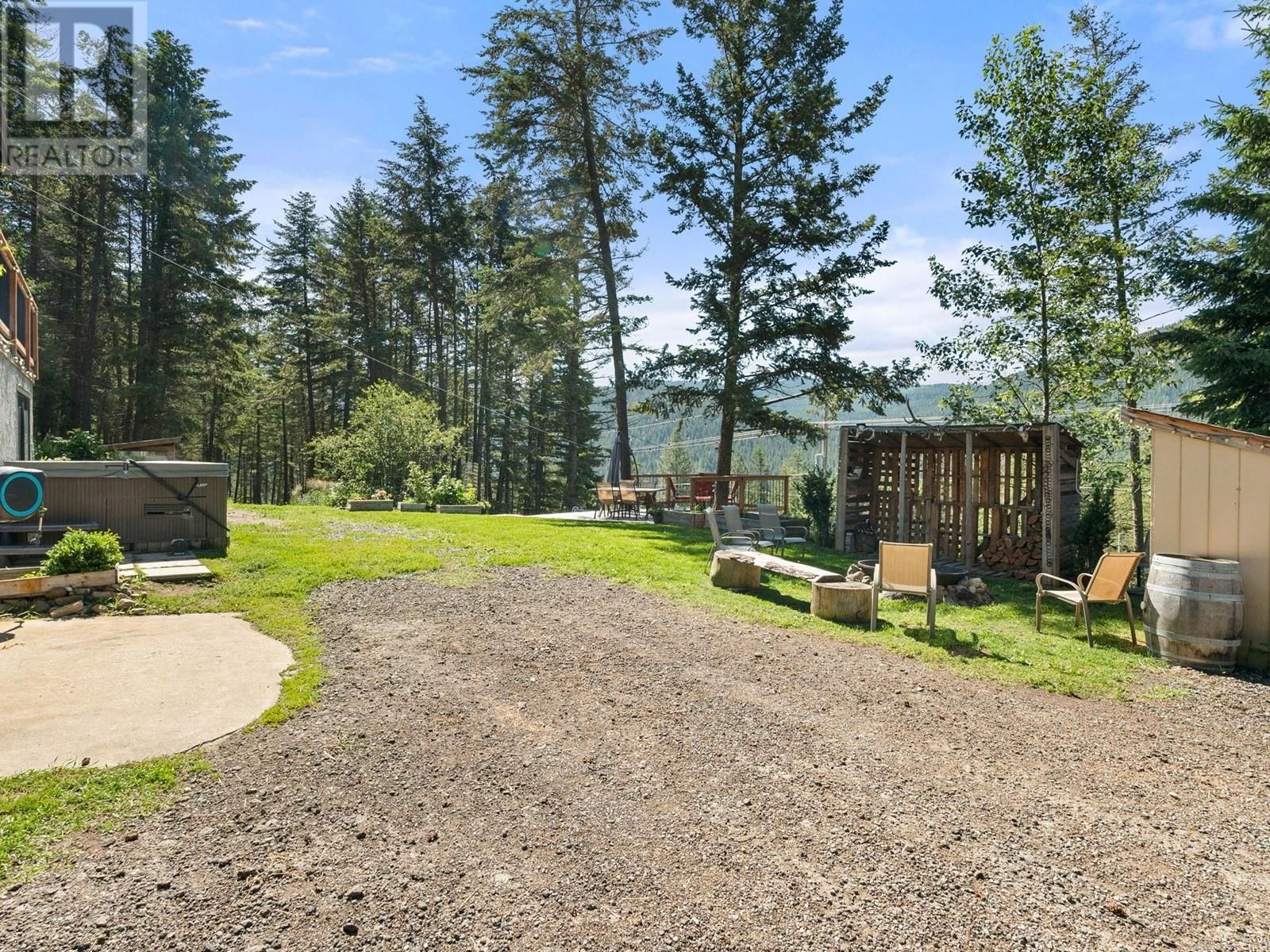 1809 CARDINAL CREEK ROAD Image 28