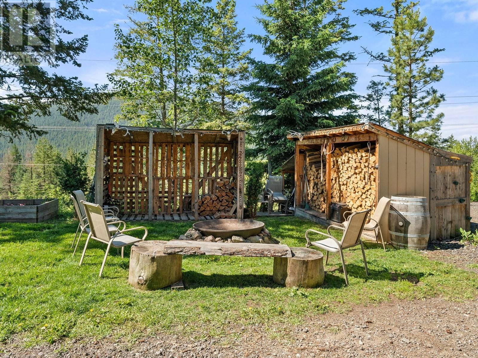 1809 CARDINAL CREEK ROAD Image 36