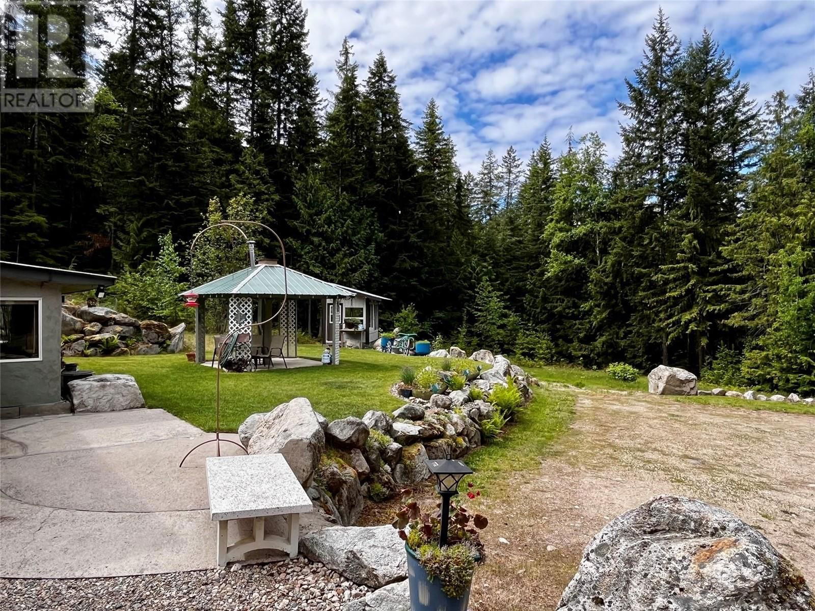 7705 OMEN ROAD Image 16