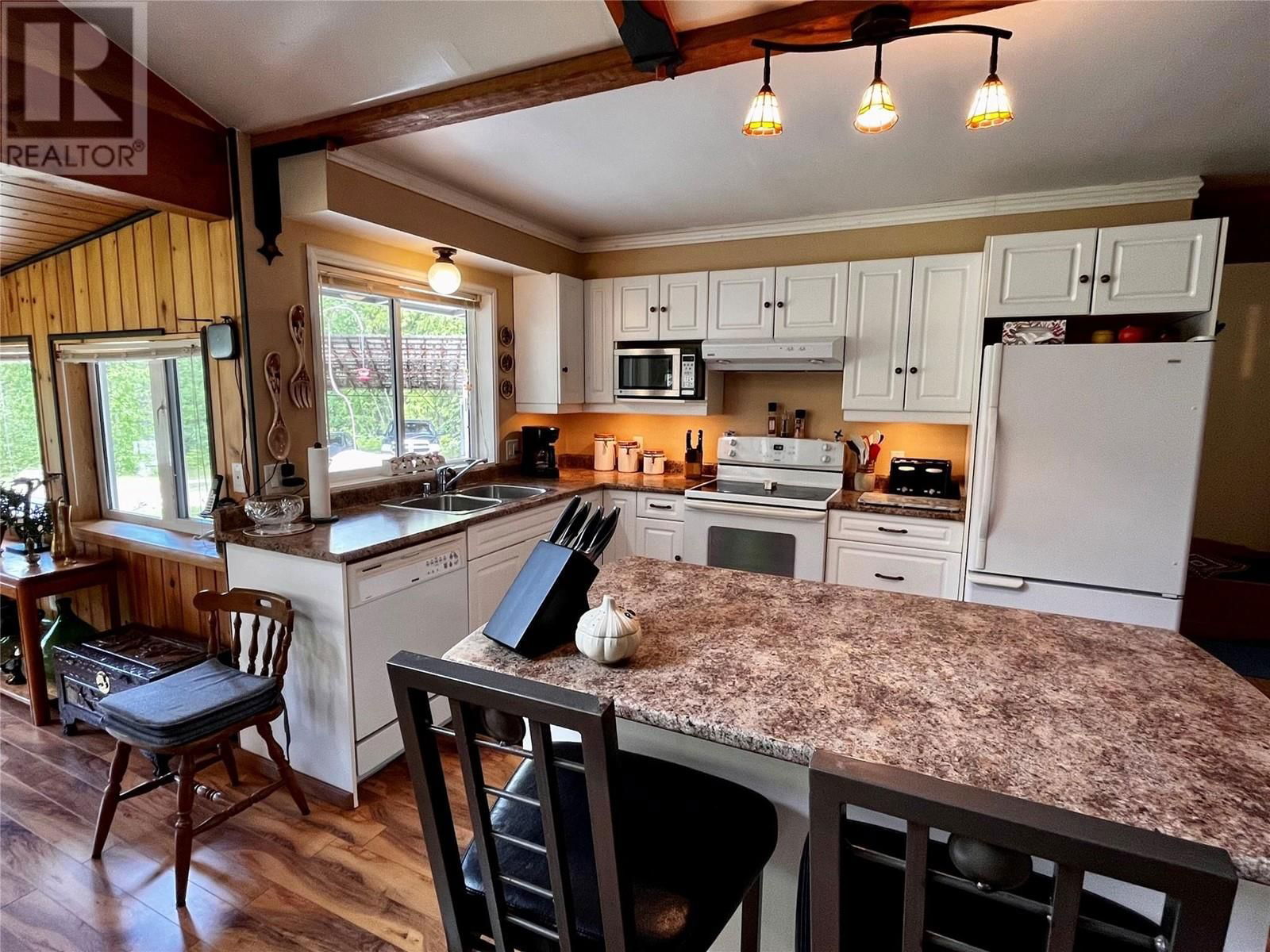 7705 OMEN ROAD Image 27