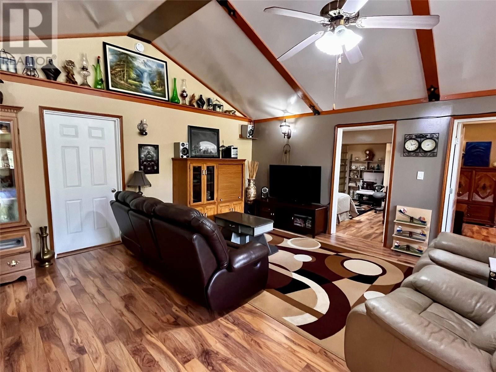 7705 OMEN ROAD Image 40