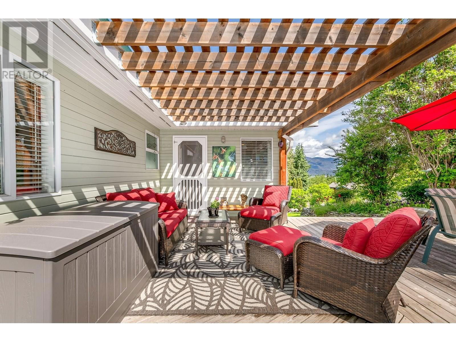 2332 MNT TUAM CRESCENT Image 56