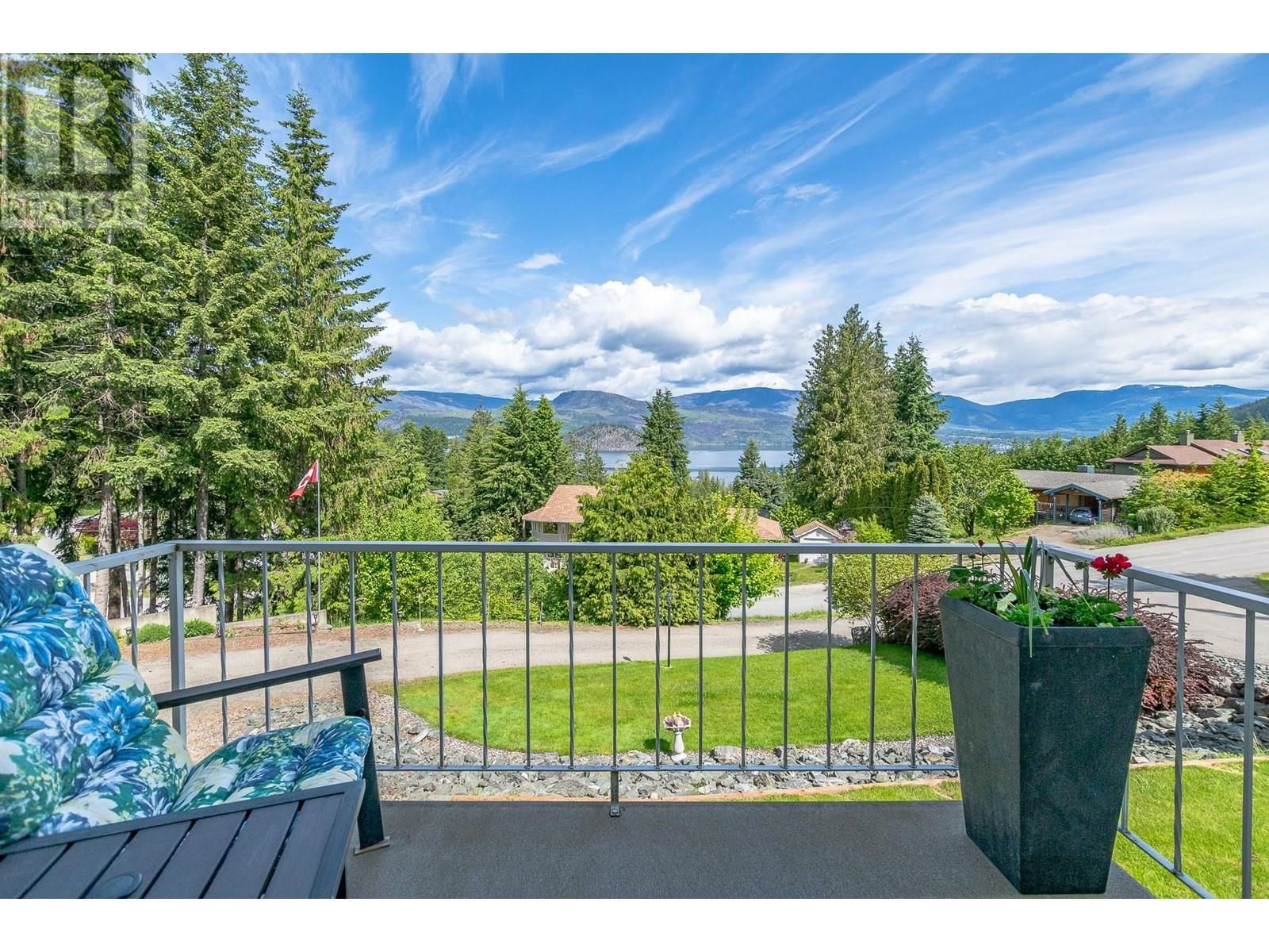 2332 MNT TUAM CRESCENT Image 6