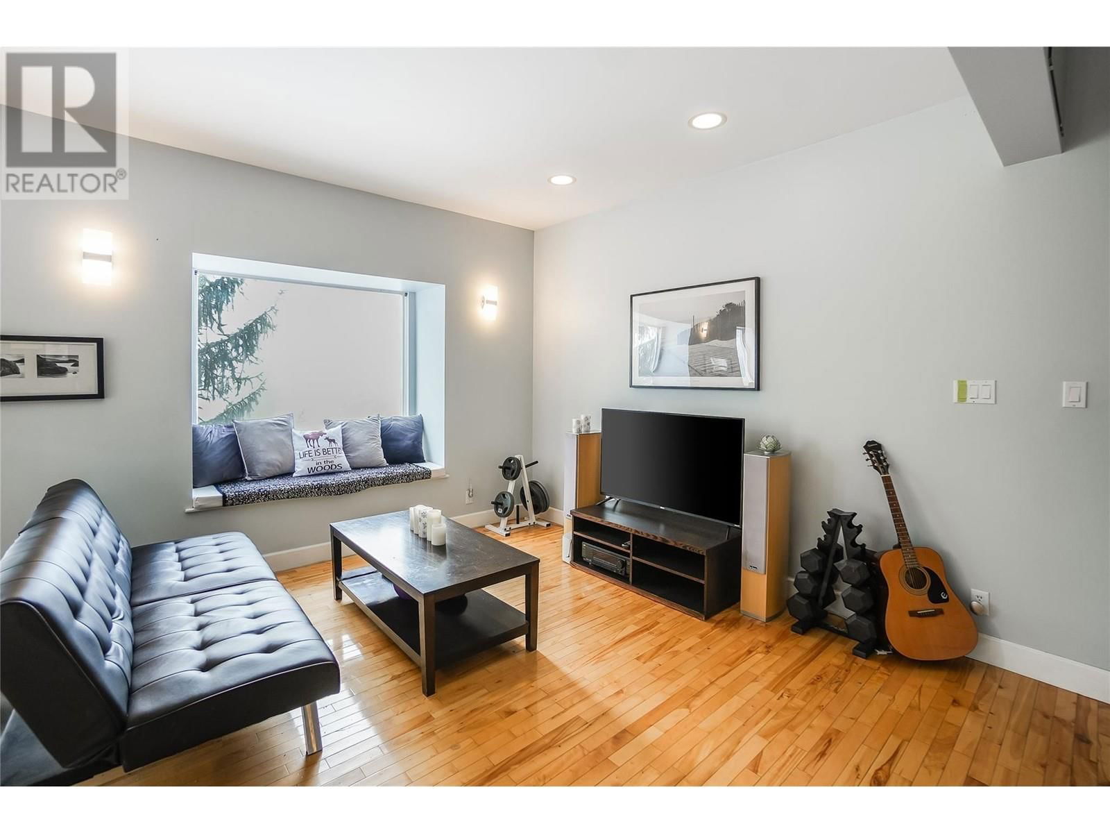 3832 AARON ROAD Image 15