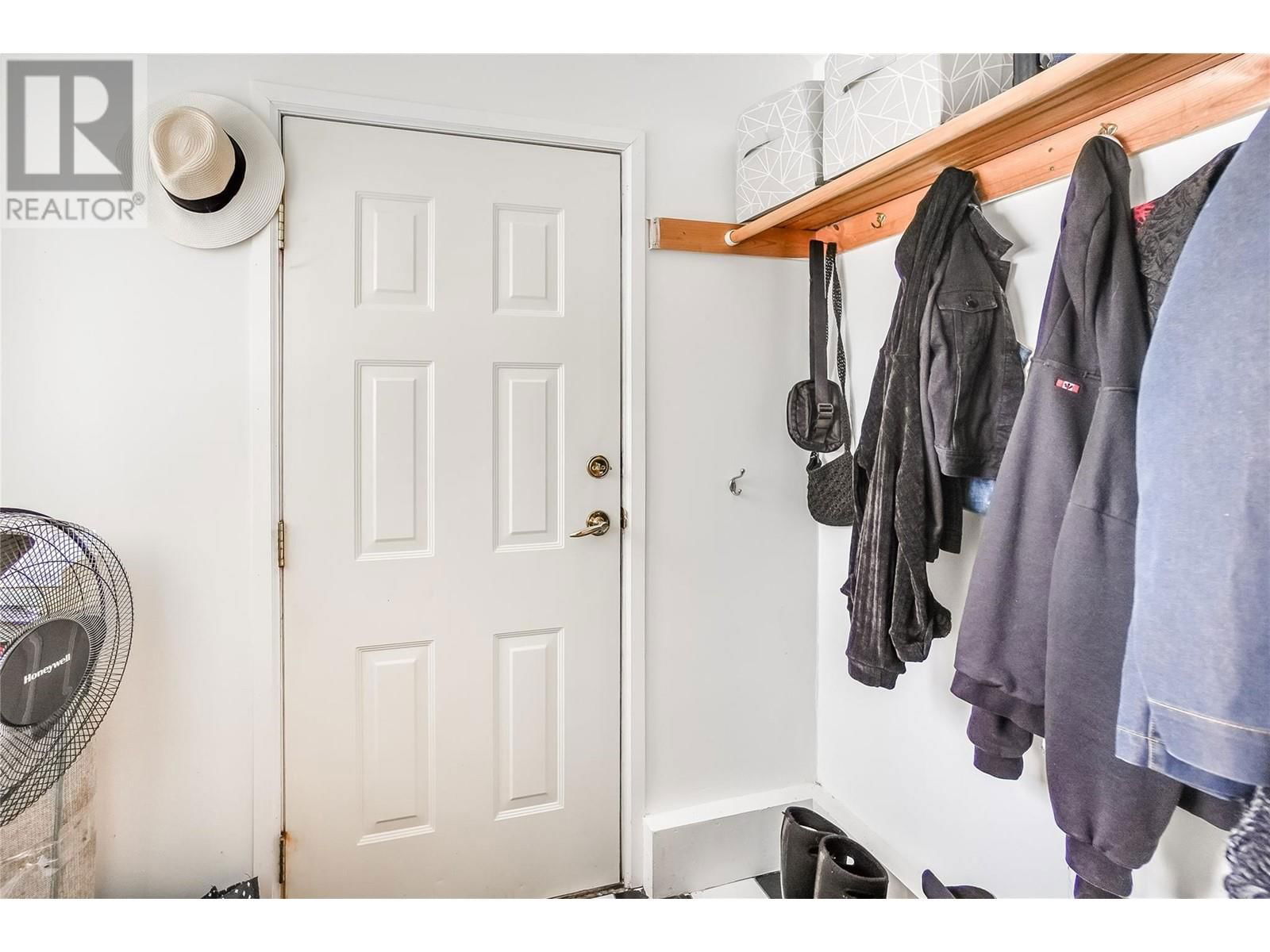 3832 AARON ROAD Image 35