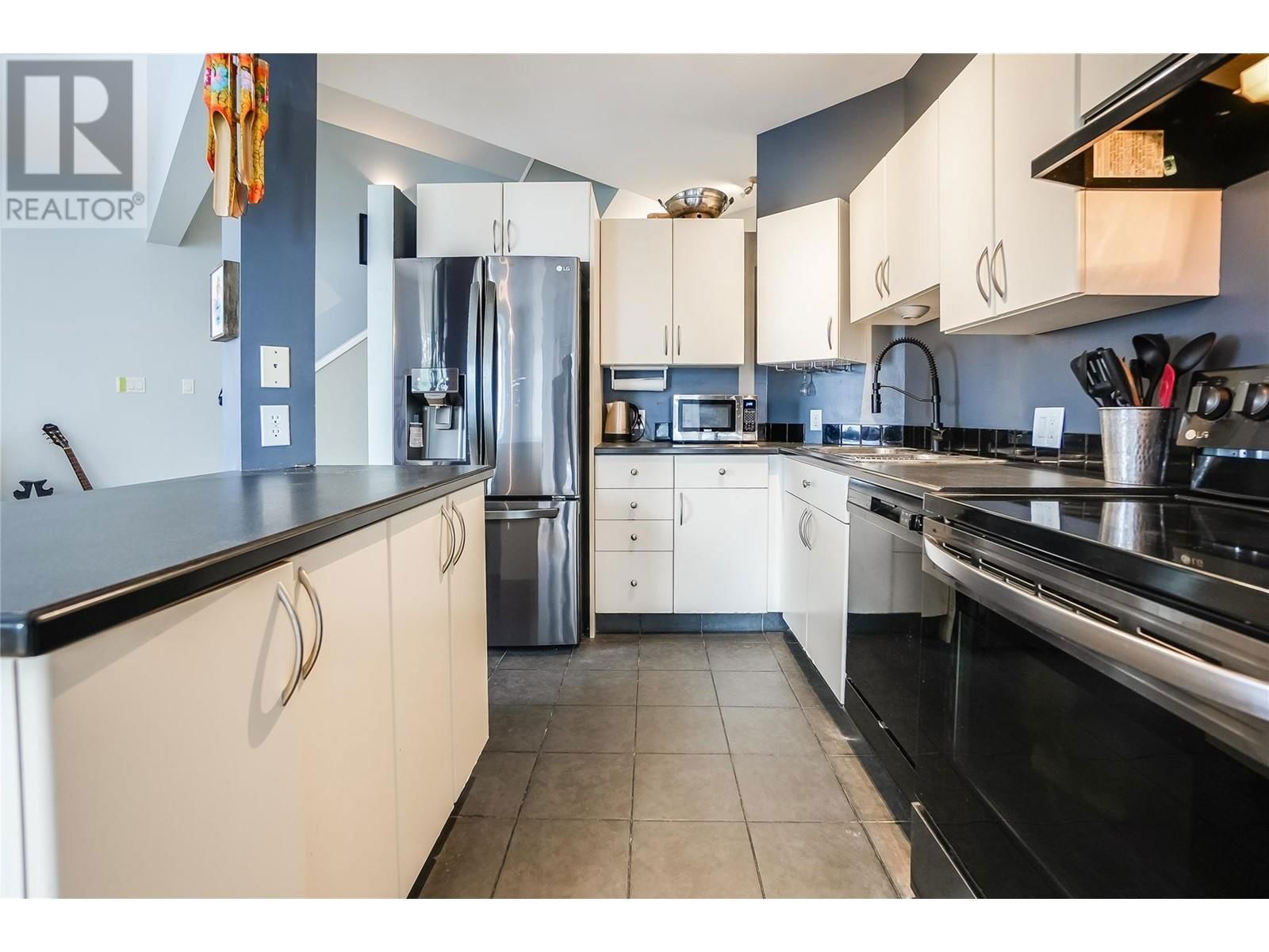 3832 AARON ROAD Image 5