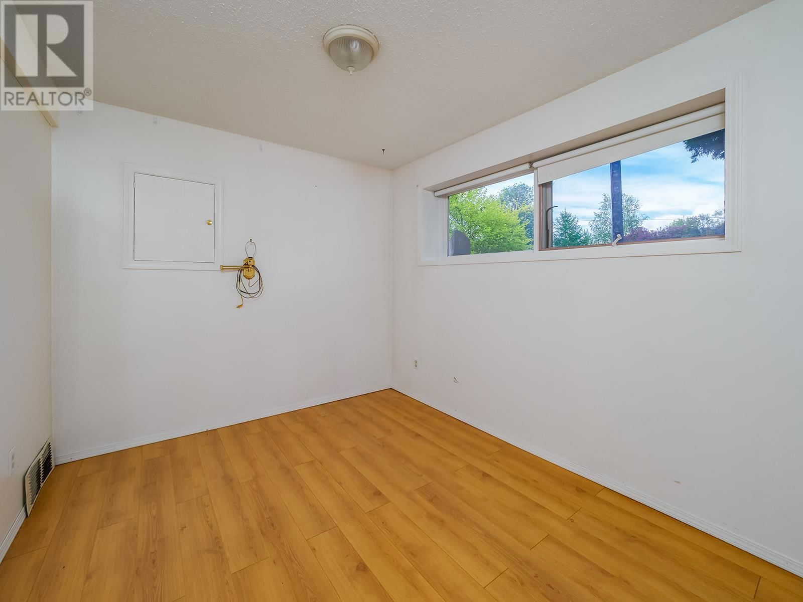 710 8TH STREET Image 13