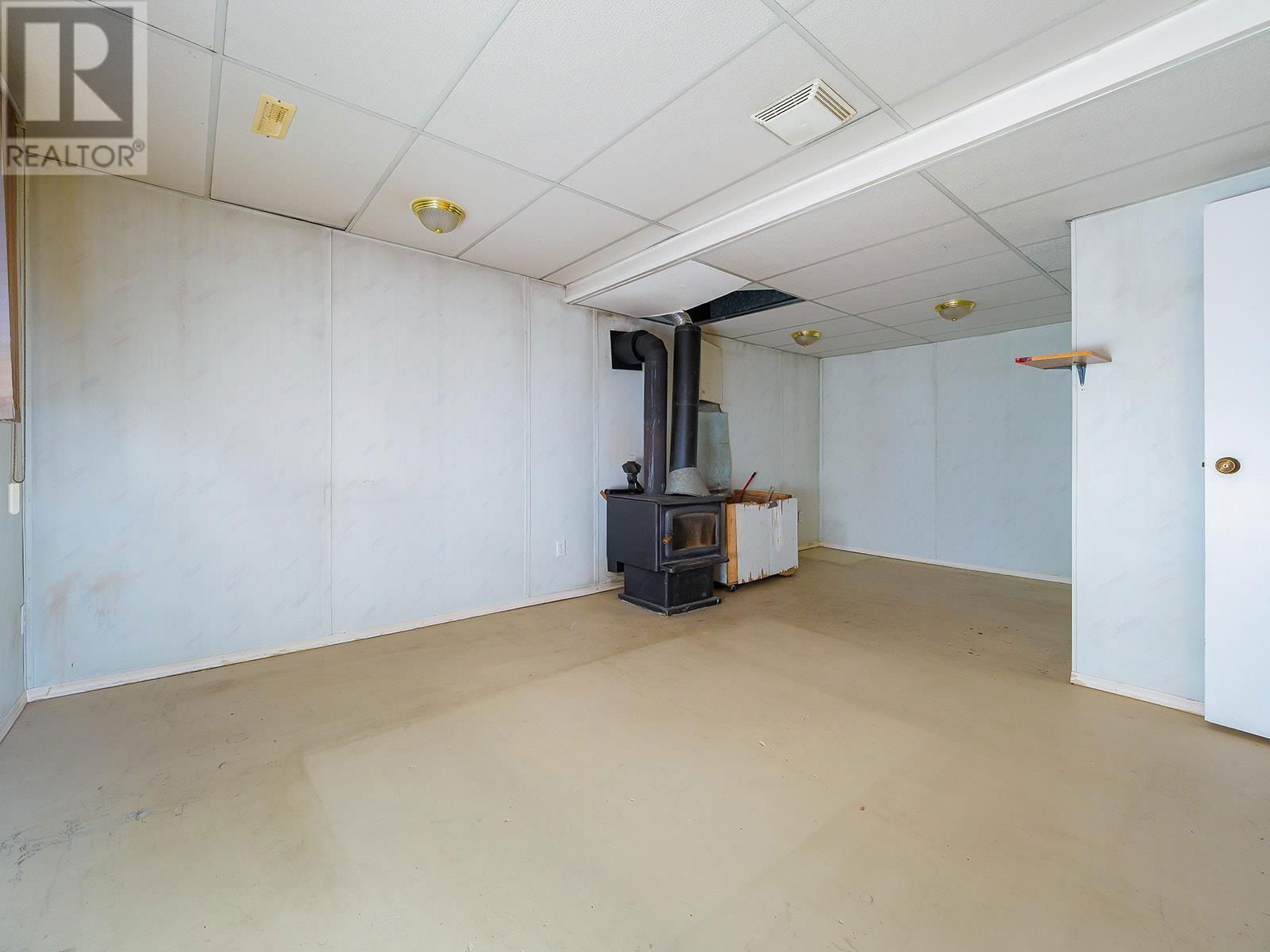 710 8TH STREET Image 19