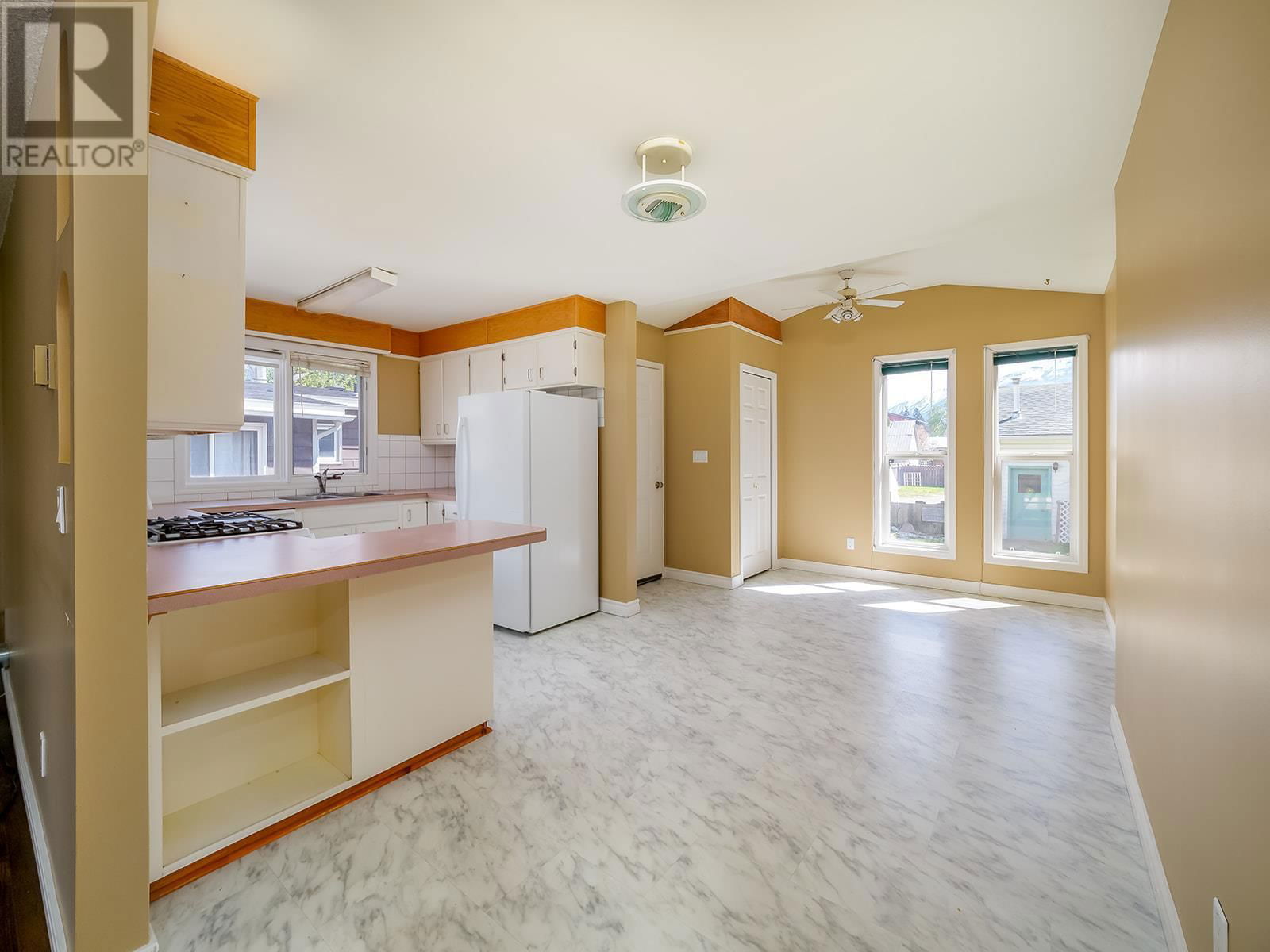 710 8TH STREET Image 7