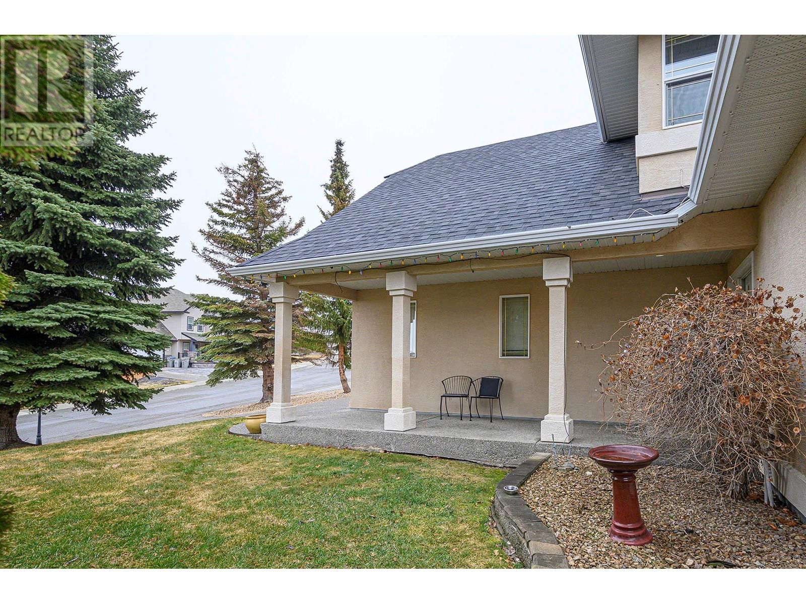 979 REGENT CRESCENT Image 2