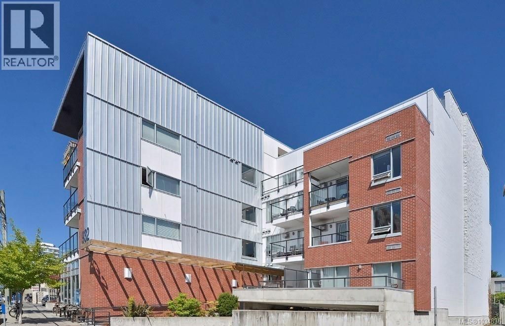 932 Johnson Street, Victoria, British Columbia V8V 3N4
