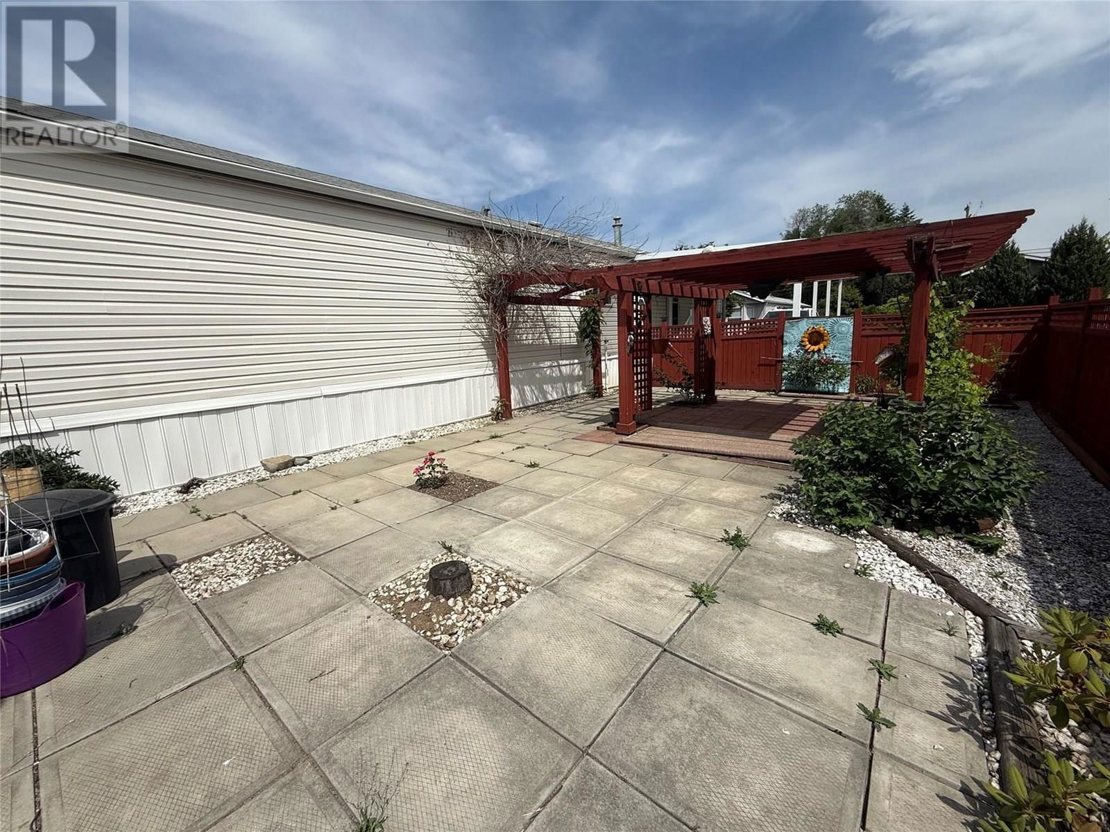 24 - 7225 BOUNDARY DRIVE Image 3