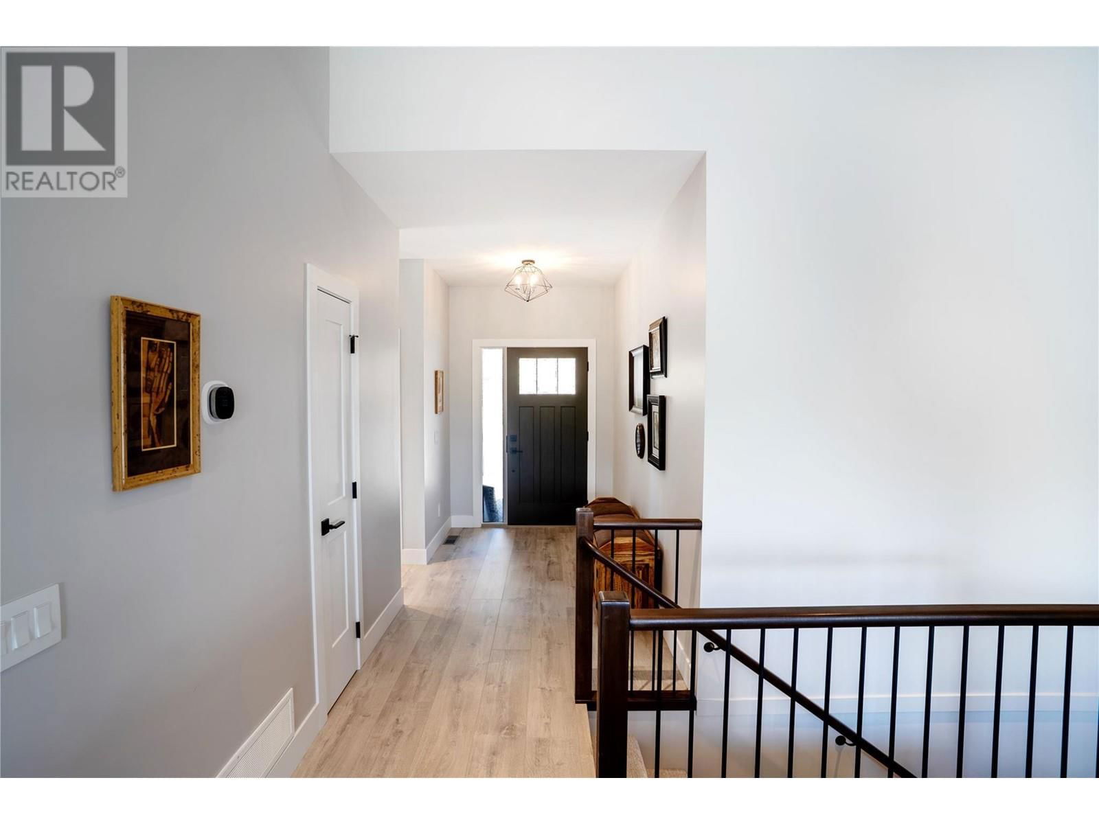 417 CARNOUSTIE DRIVE Image 12