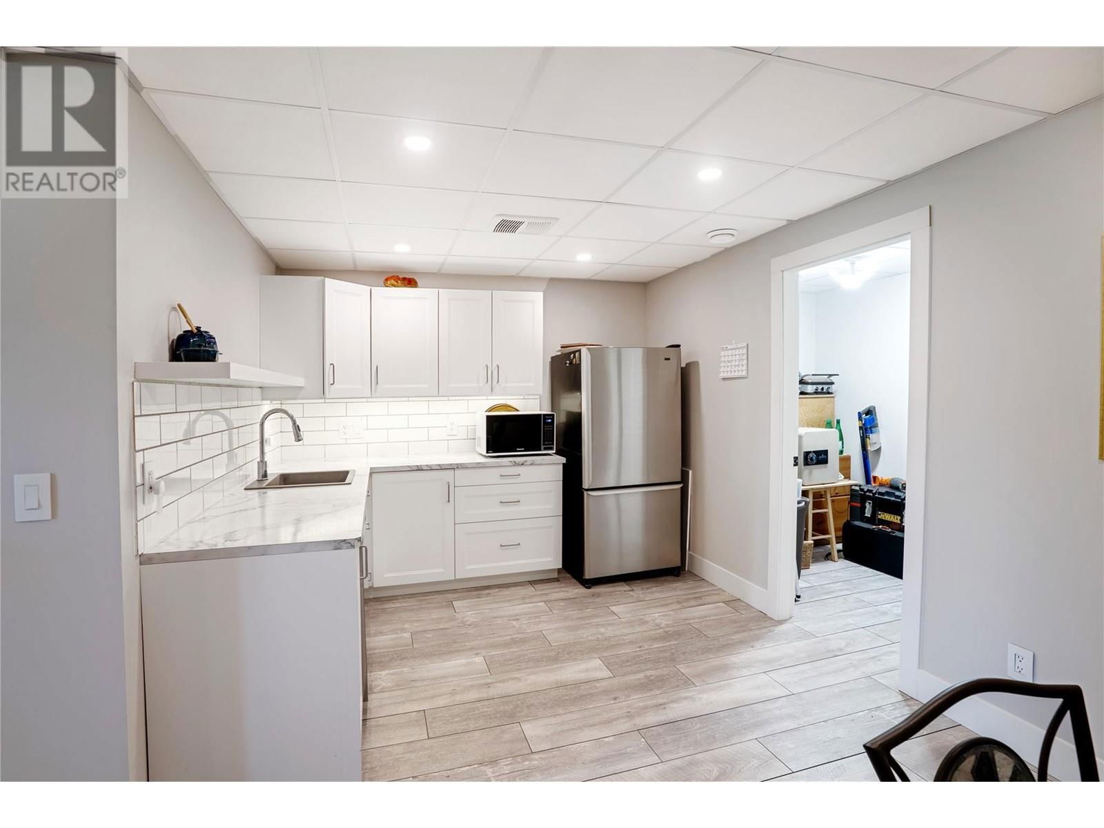 417 CARNOUSTIE DRIVE Image 20