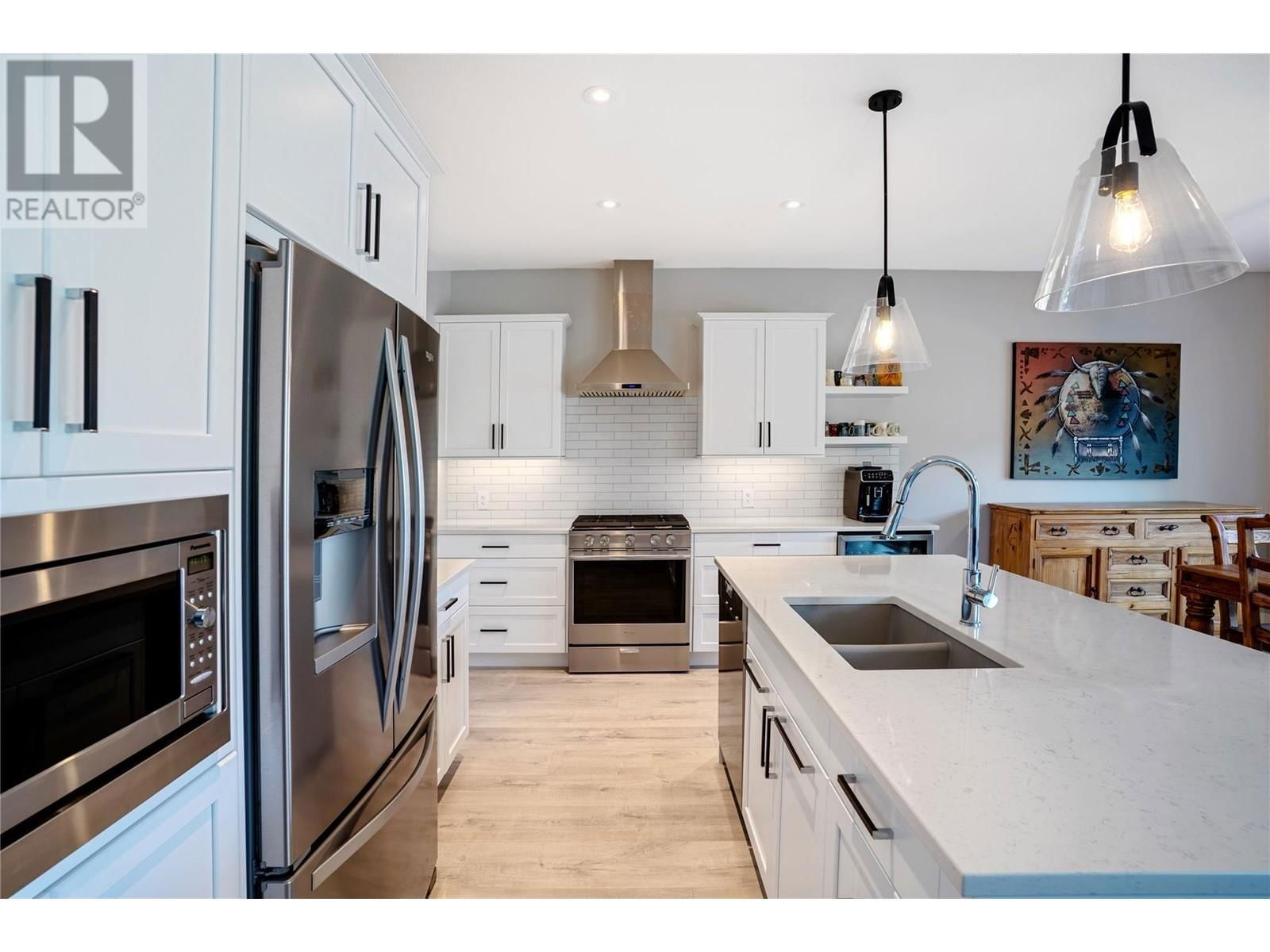 417 CARNOUSTIE DRIVE Image 3