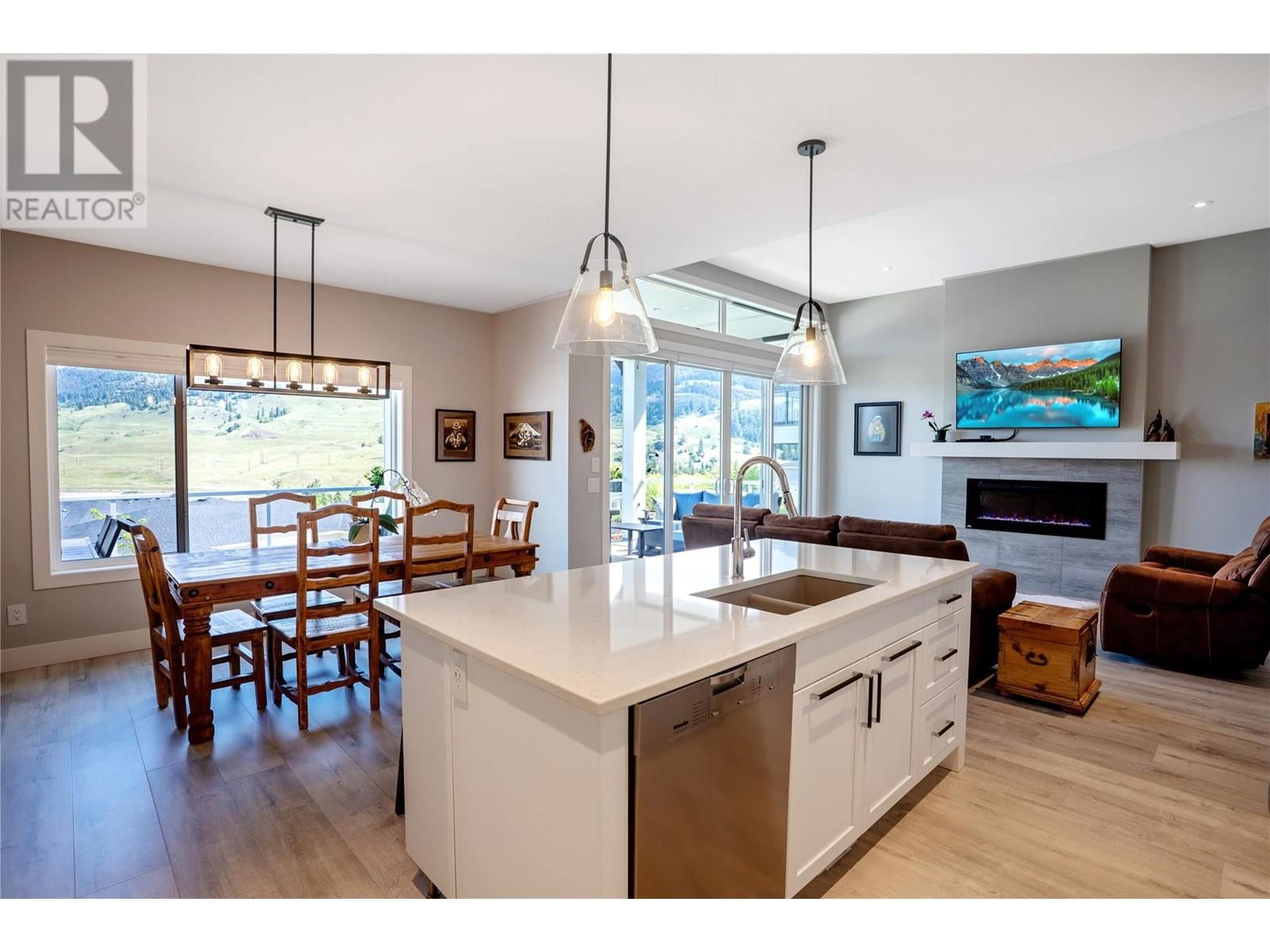 417 CARNOUSTIE DRIVE Image 6