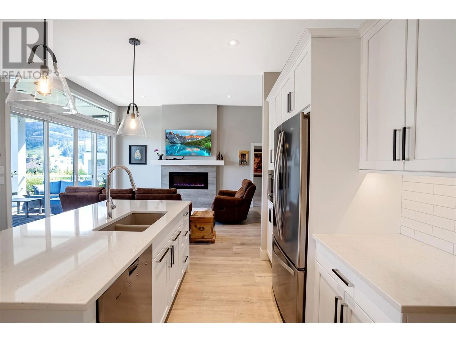 417 CARNOUSTIE DRIVE Image 8