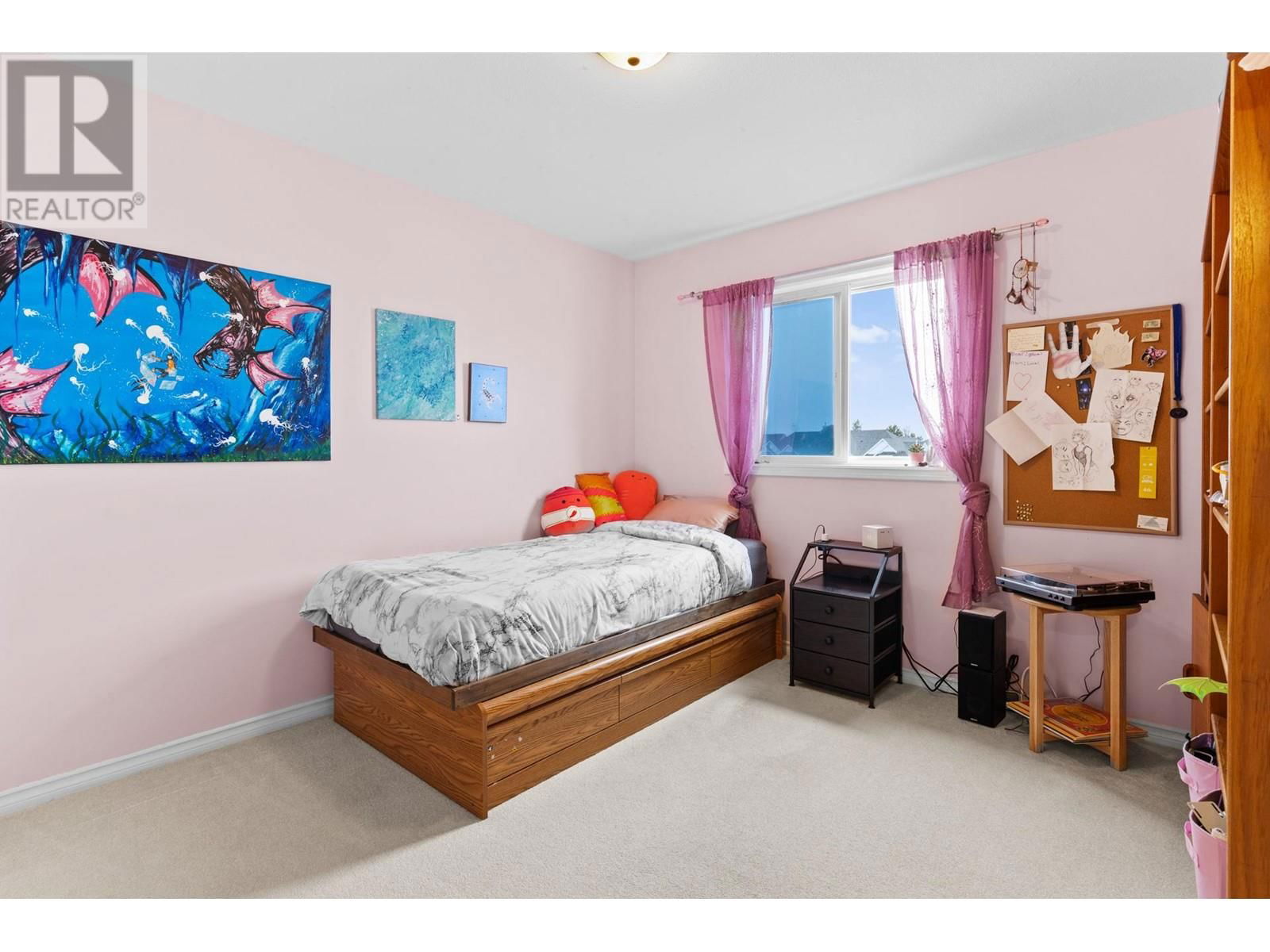 396 MCCARREN AVENUE Image 20