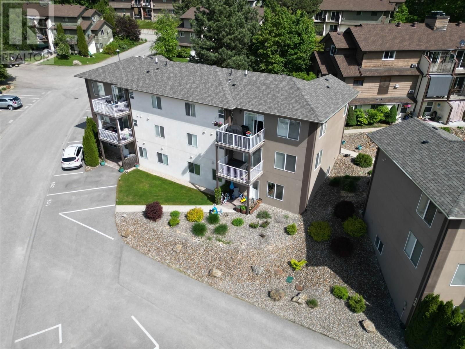 1449 1 AVENUE NORTHEAST Image 22