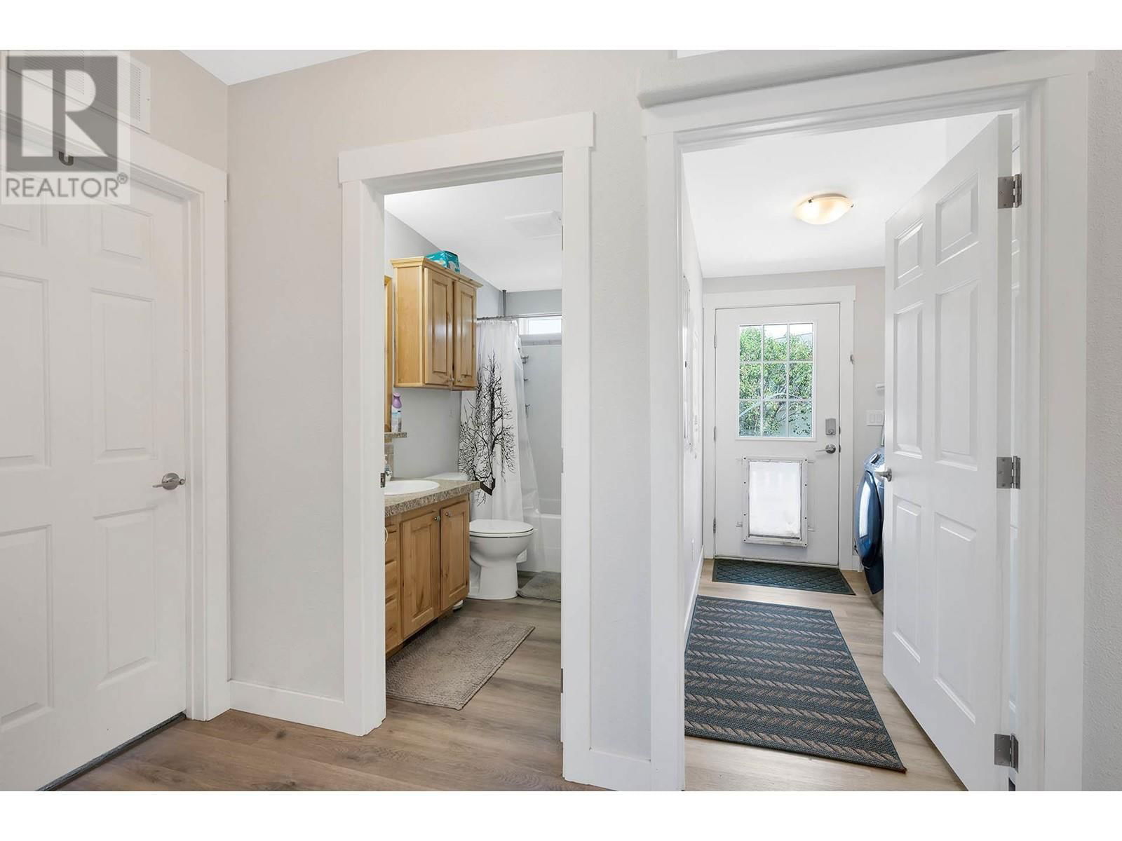 5 - 1030 RICARDO ROAD Image 16