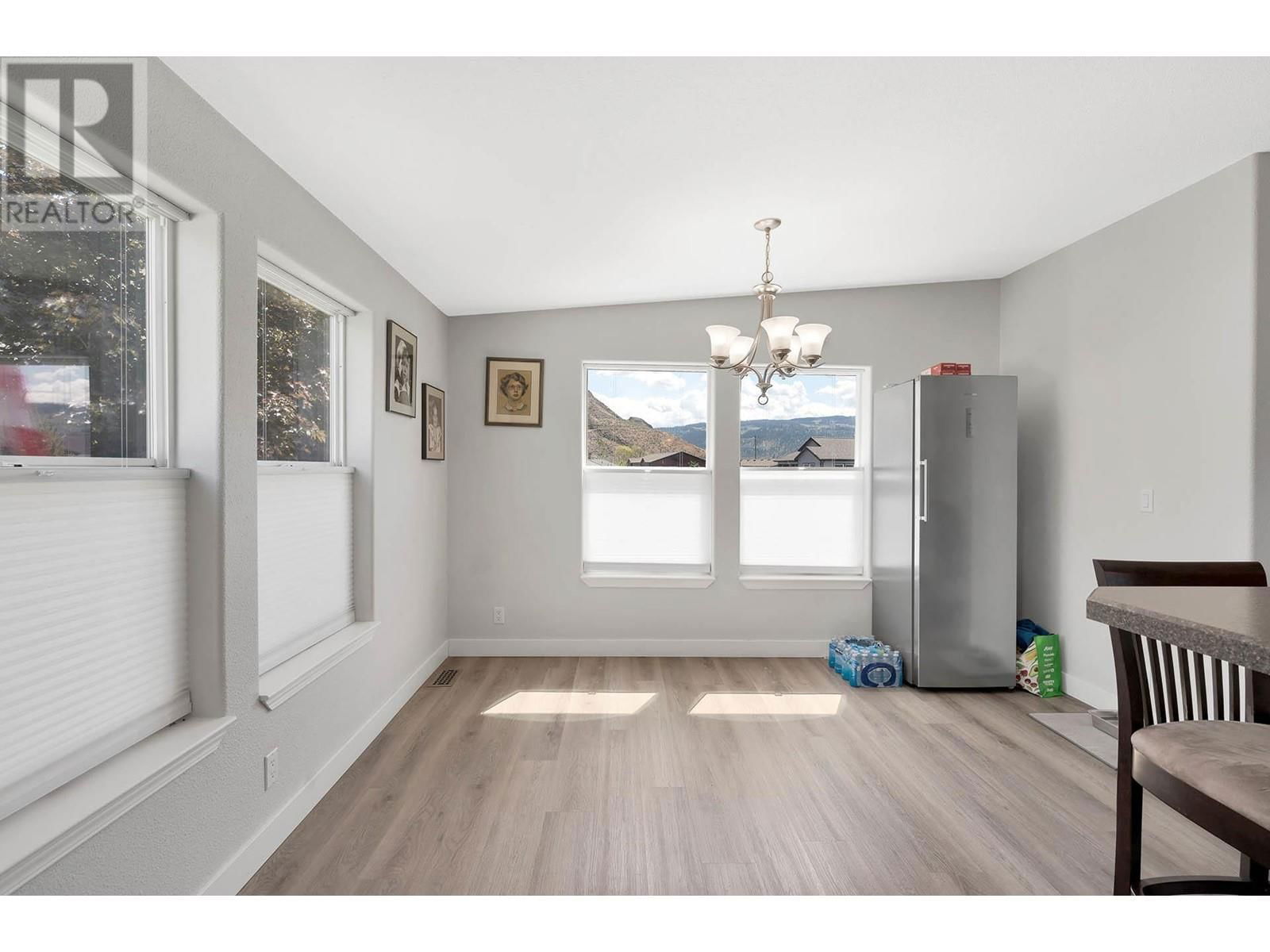 5 - 1030 RICARDO ROAD Image 20