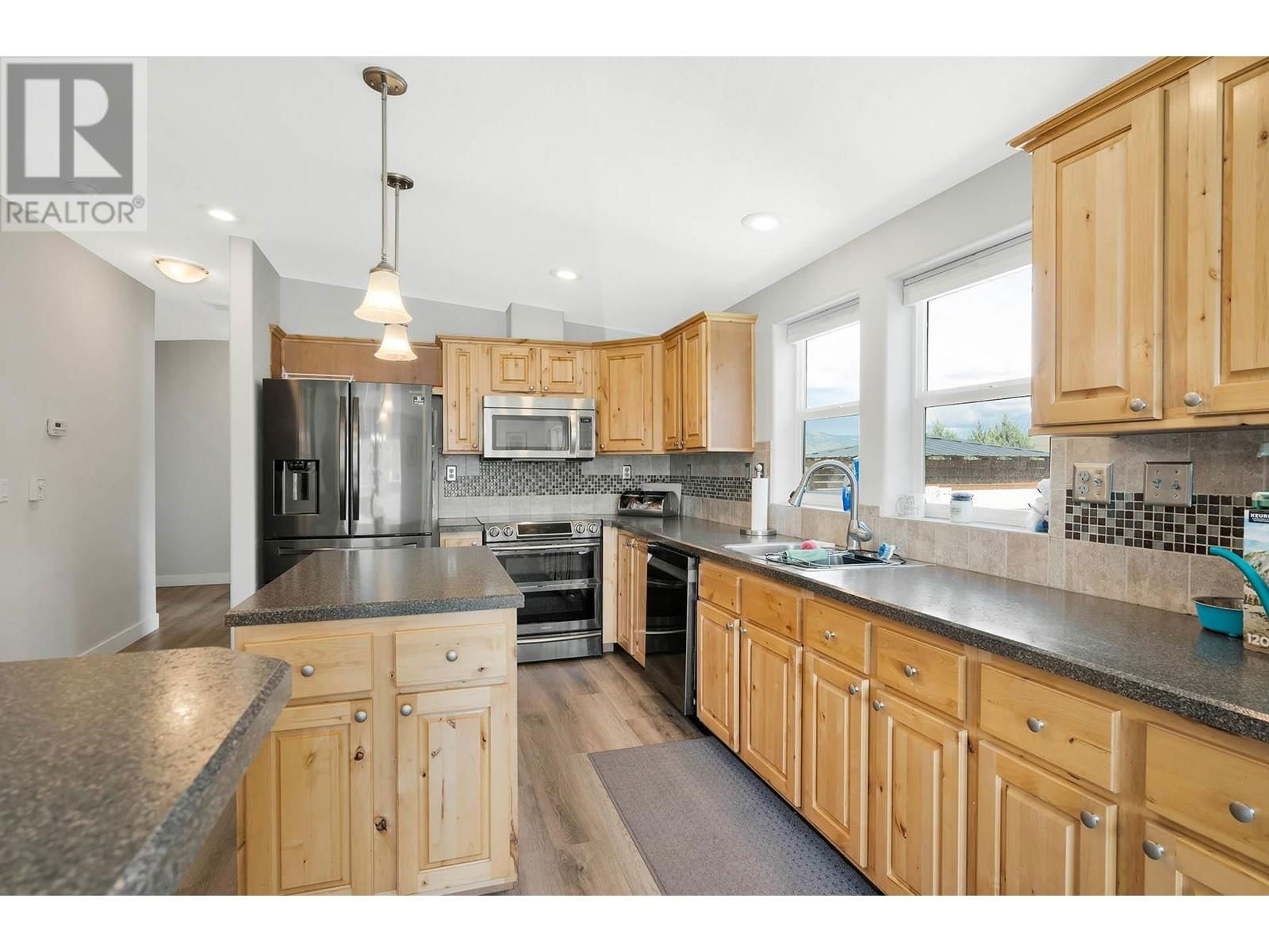 5 - 1030 RICARDO ROAD Image 30