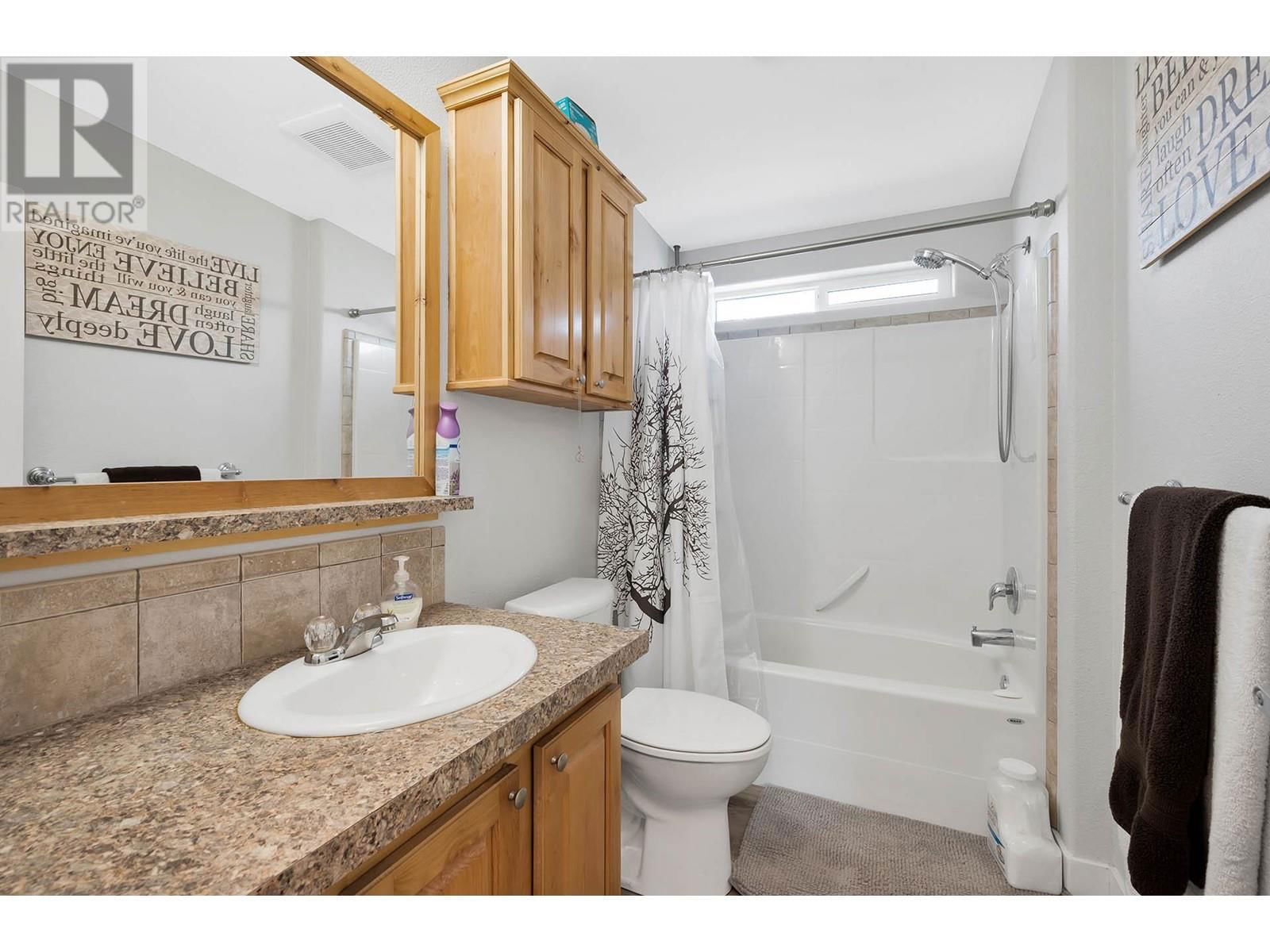 5 - 1030 RICARDO ROAD Image 38