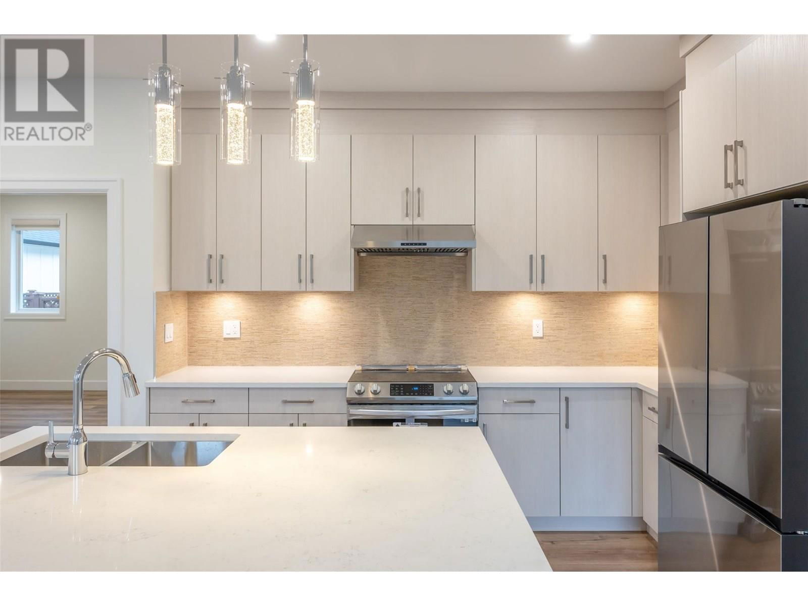 258 BENTGRASS AVENUE Image 14