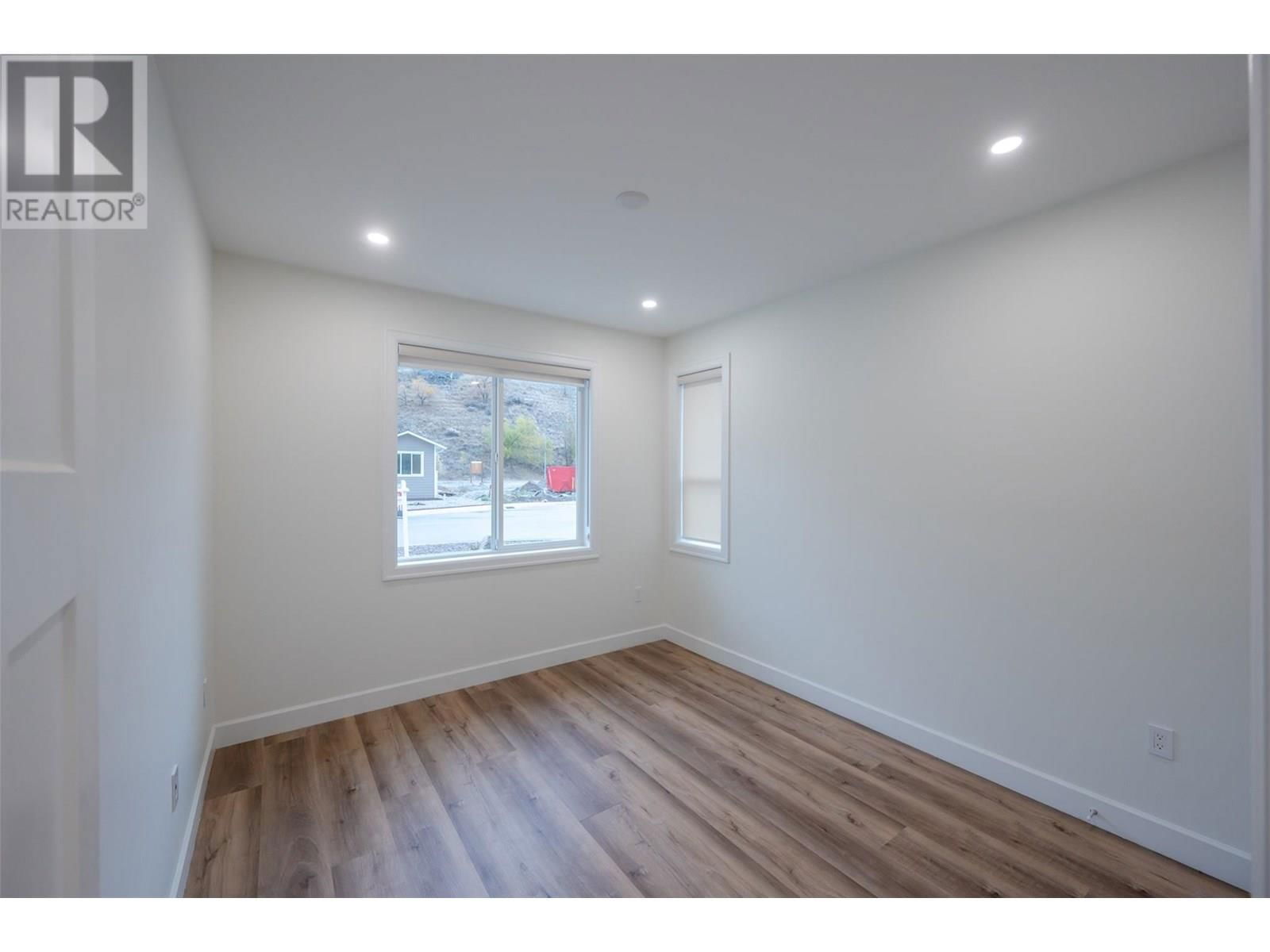 258 BENTGRASS AVENUE Image 24
