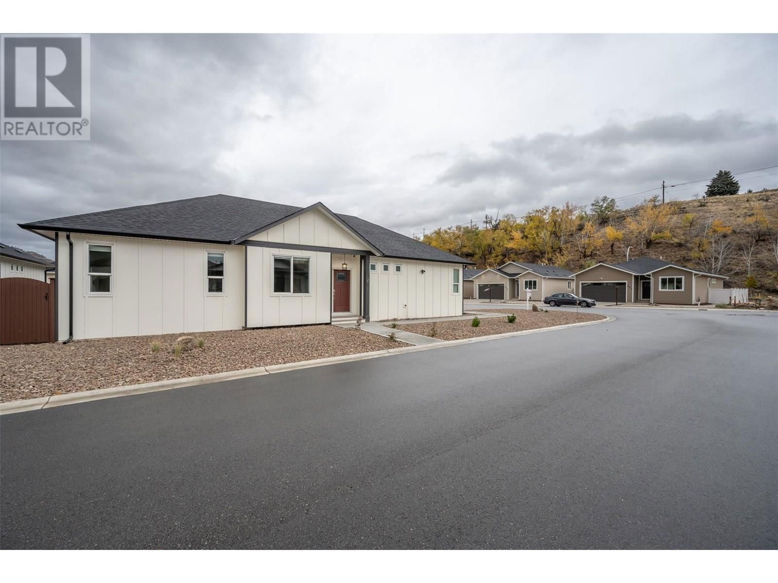 258 BENTGRASS AVENUE Image 35