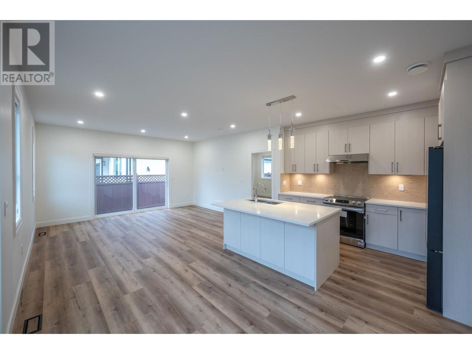 258 BENTGRASS AVENUE Image 4
