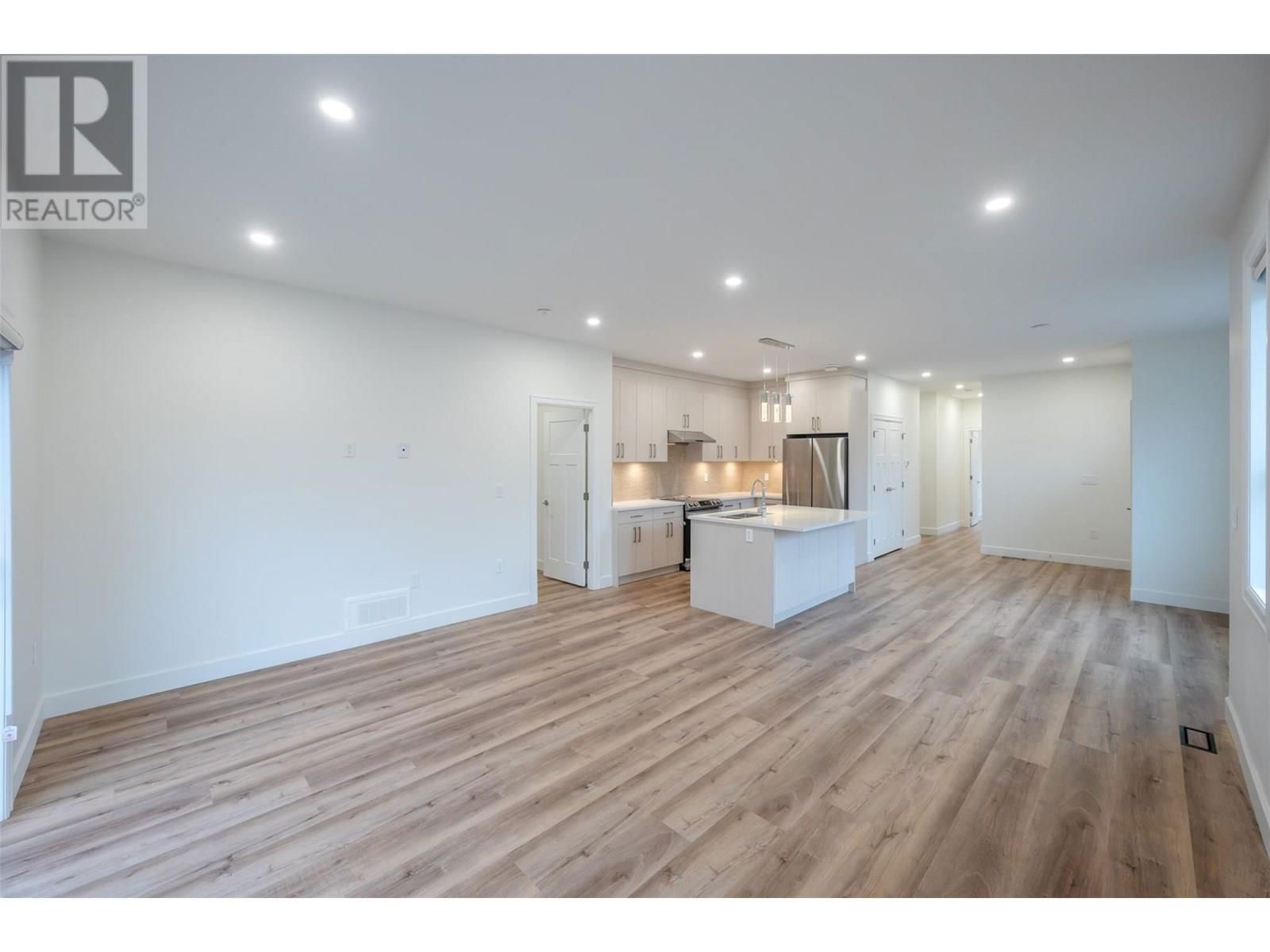 258 BENTGRASS AVENUE Image 7