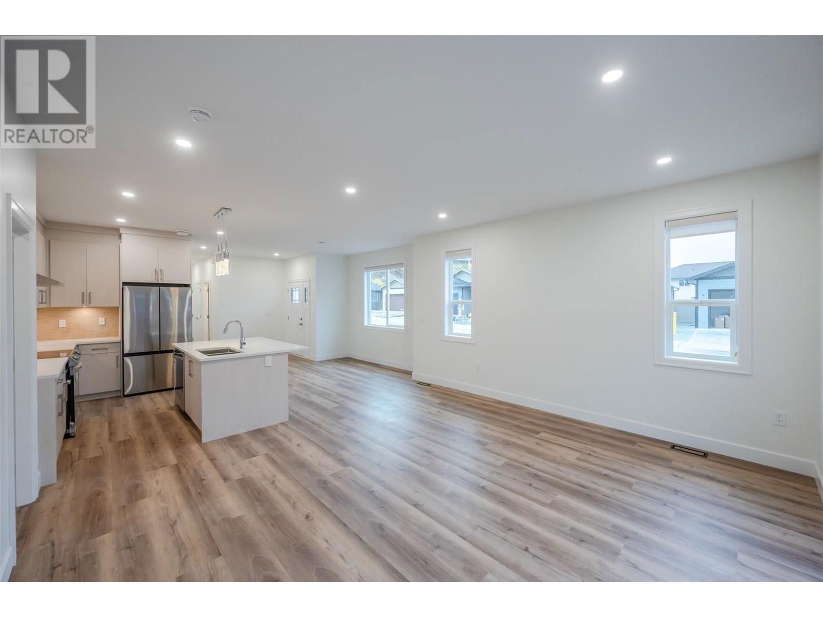 258 BENTGRASS AVENUE Image 8