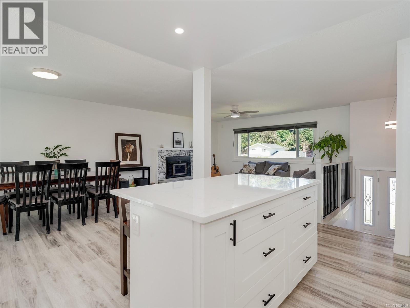 435 Dressler Road property photo