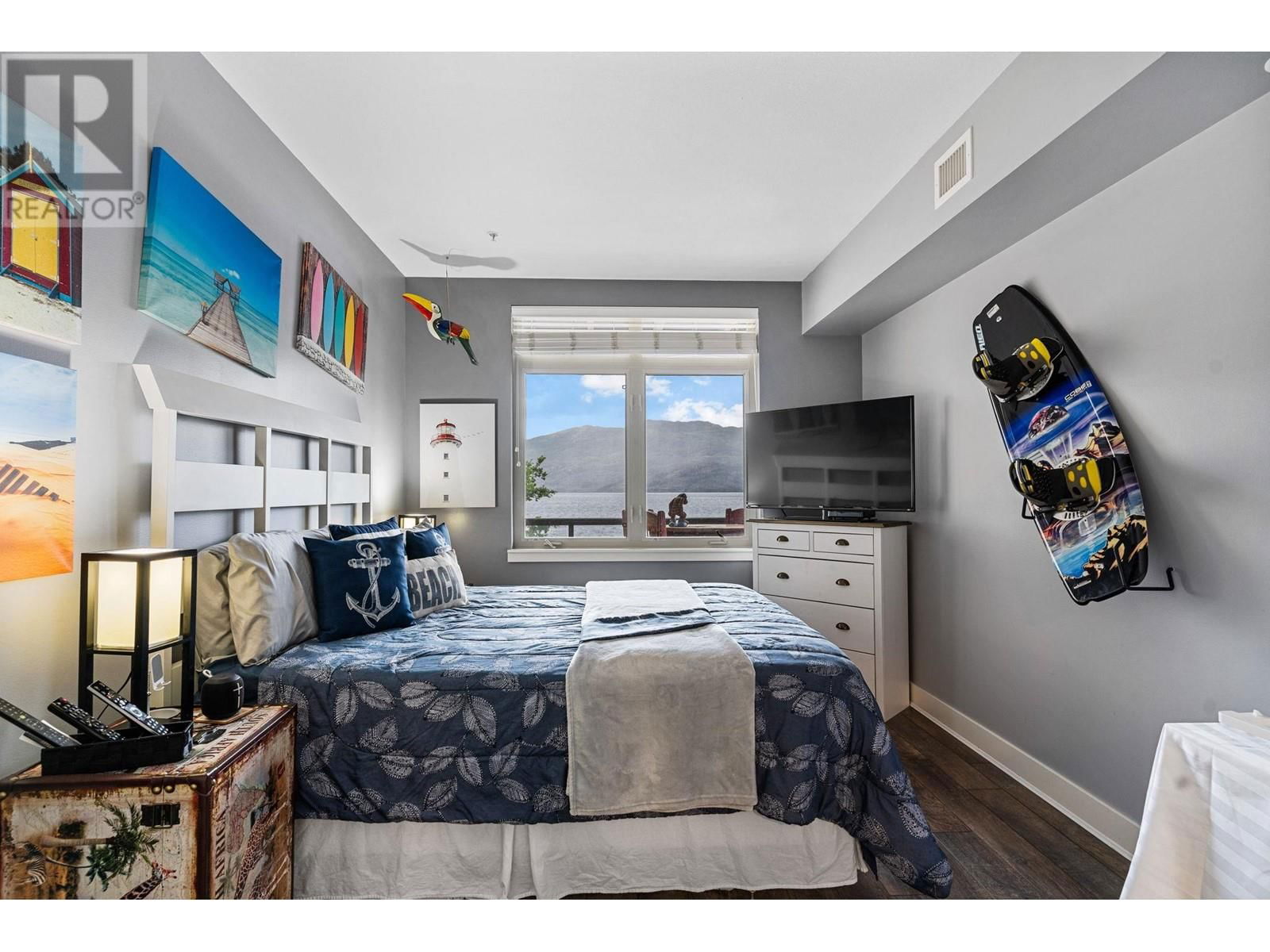 311 - 4205 GELLATLY ROAD Image 10