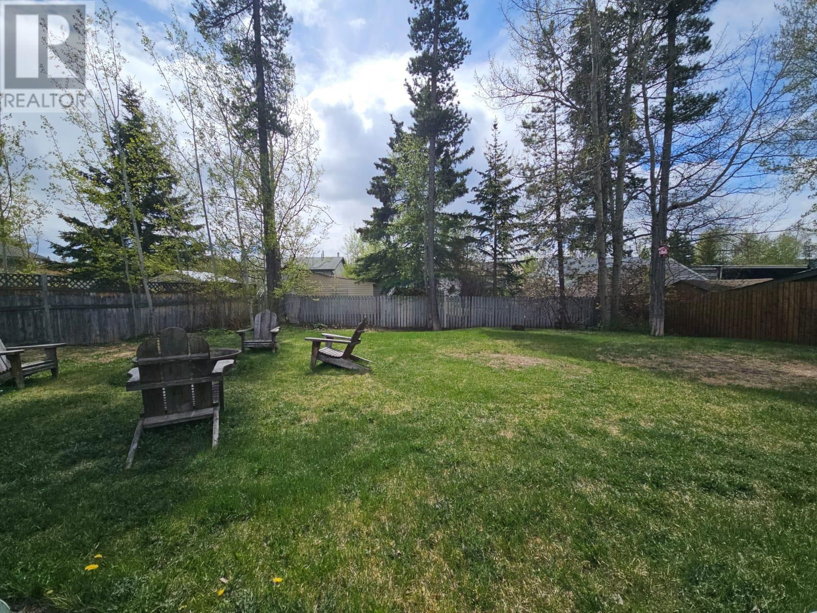 128 CHAMBERLAIN CRESCENT Image 81