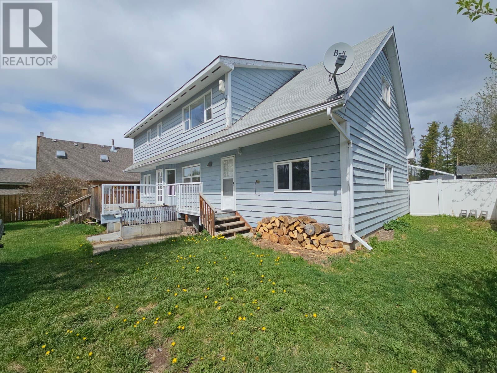 128 CHAMBERLAIN CRESCENT Image 83