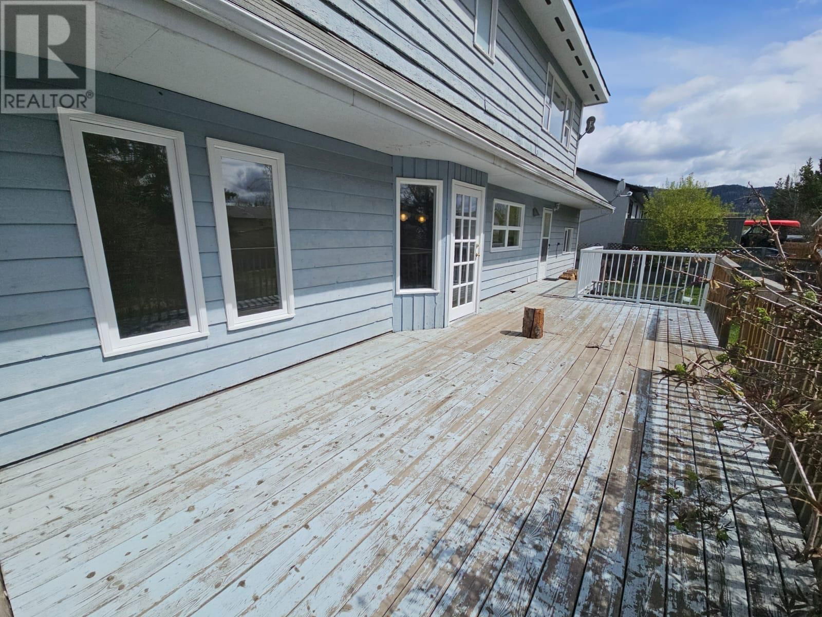 128 CHAMBERLAIN CRESCENT Image 85