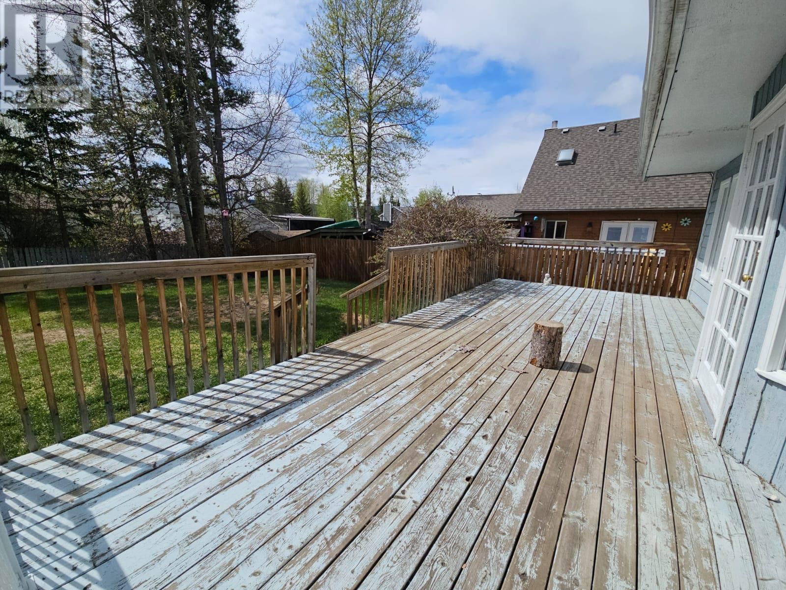 128 CHAMBERLAIN CRESCENT Image 86