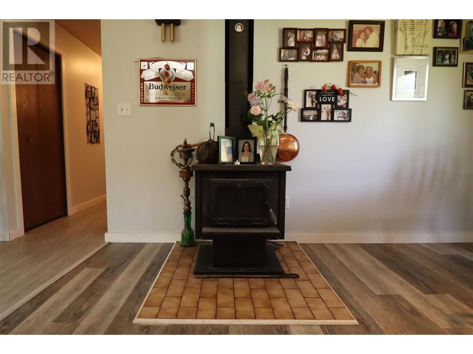 Listing Image 18