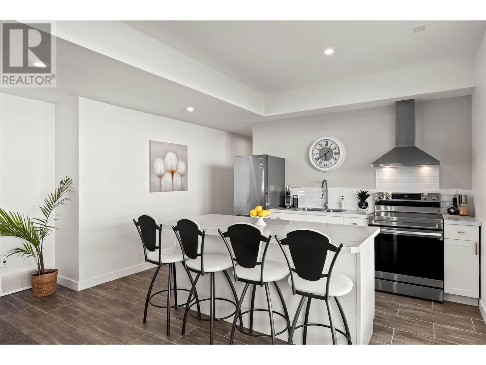 2231 DOUBLETREE CRESCENT Image 26