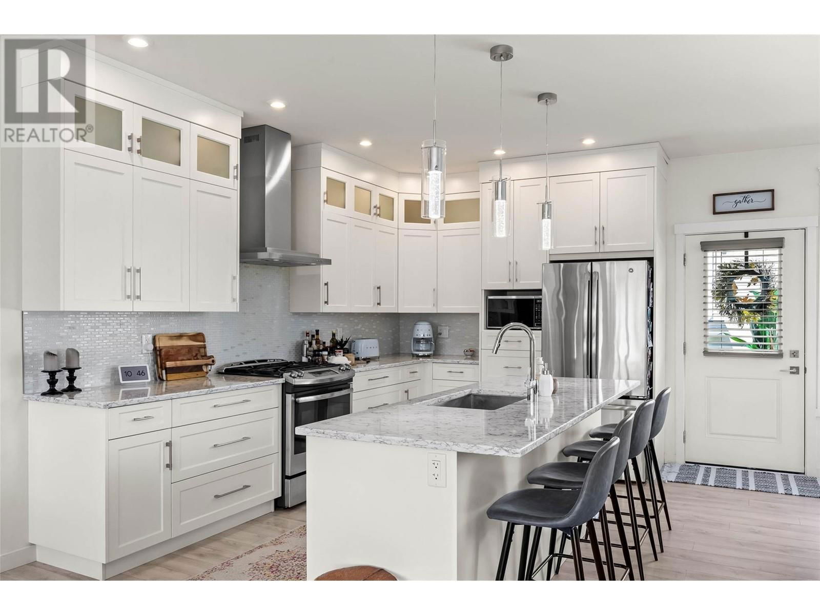 2231 DOUBLETREE CRESCENT Image 6