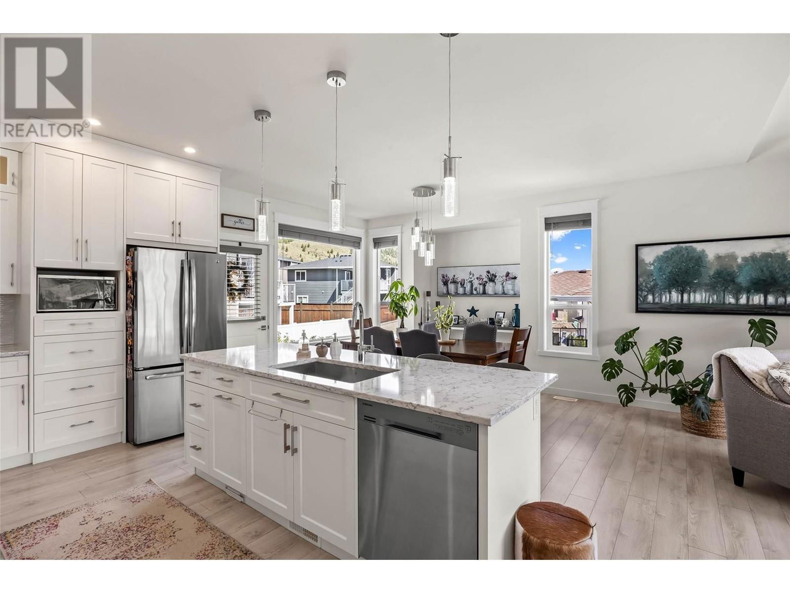 2231 DOUBLETREE CRESCENT Image 7