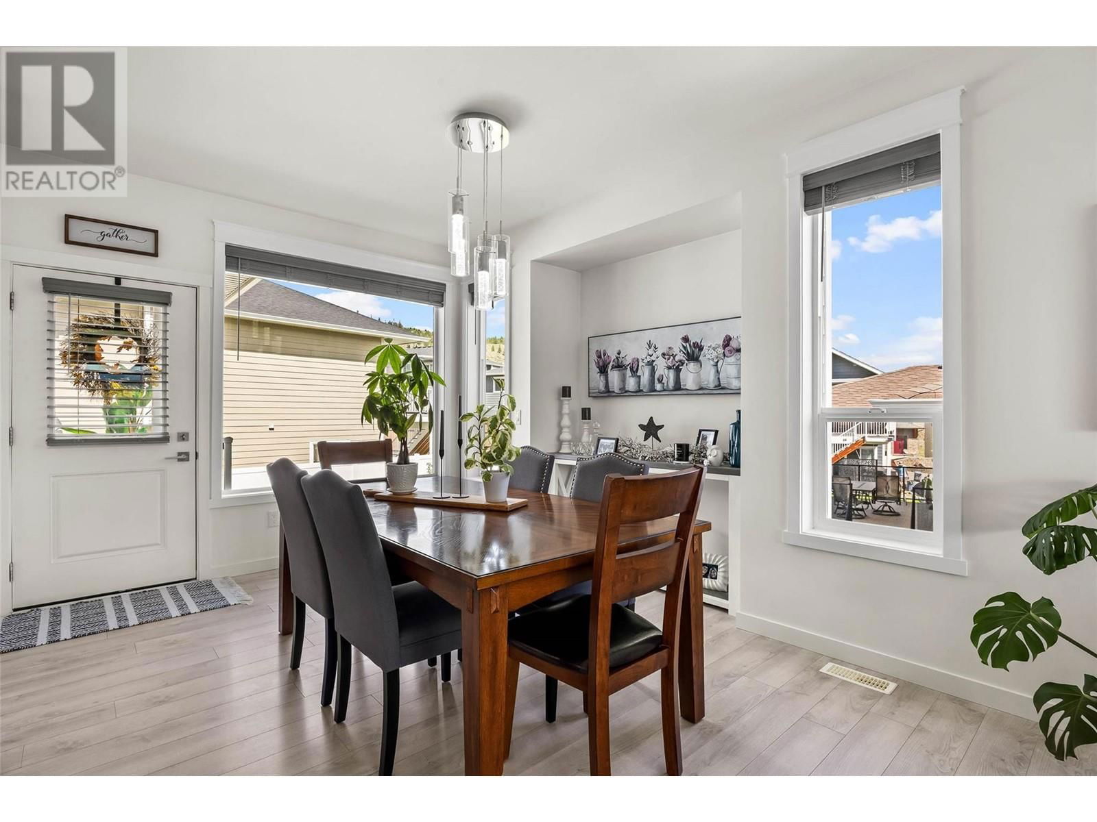 2231 DOUBLETREE CRESCENT Image 8