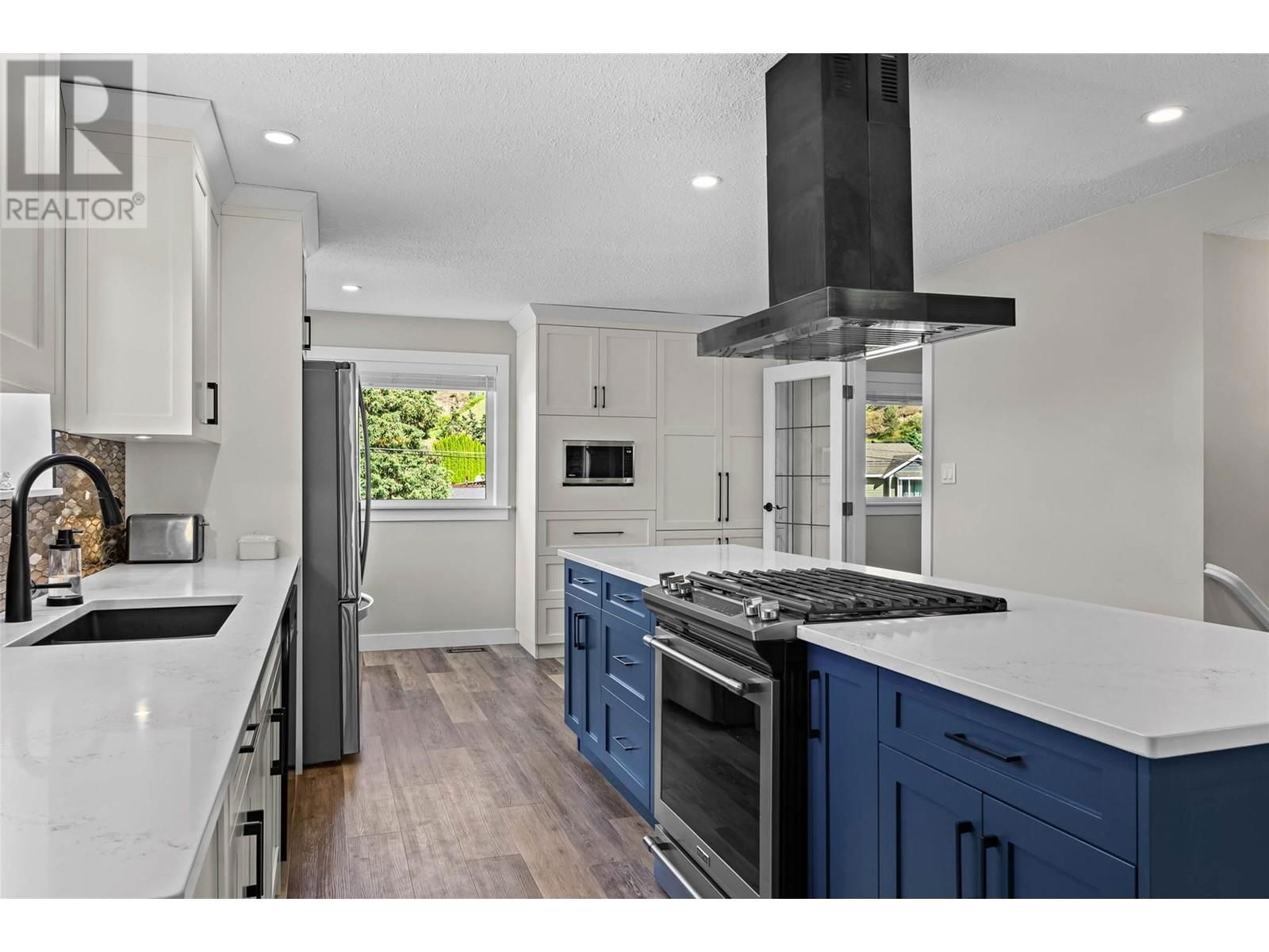 4061 DAVIE ROAD Image 34